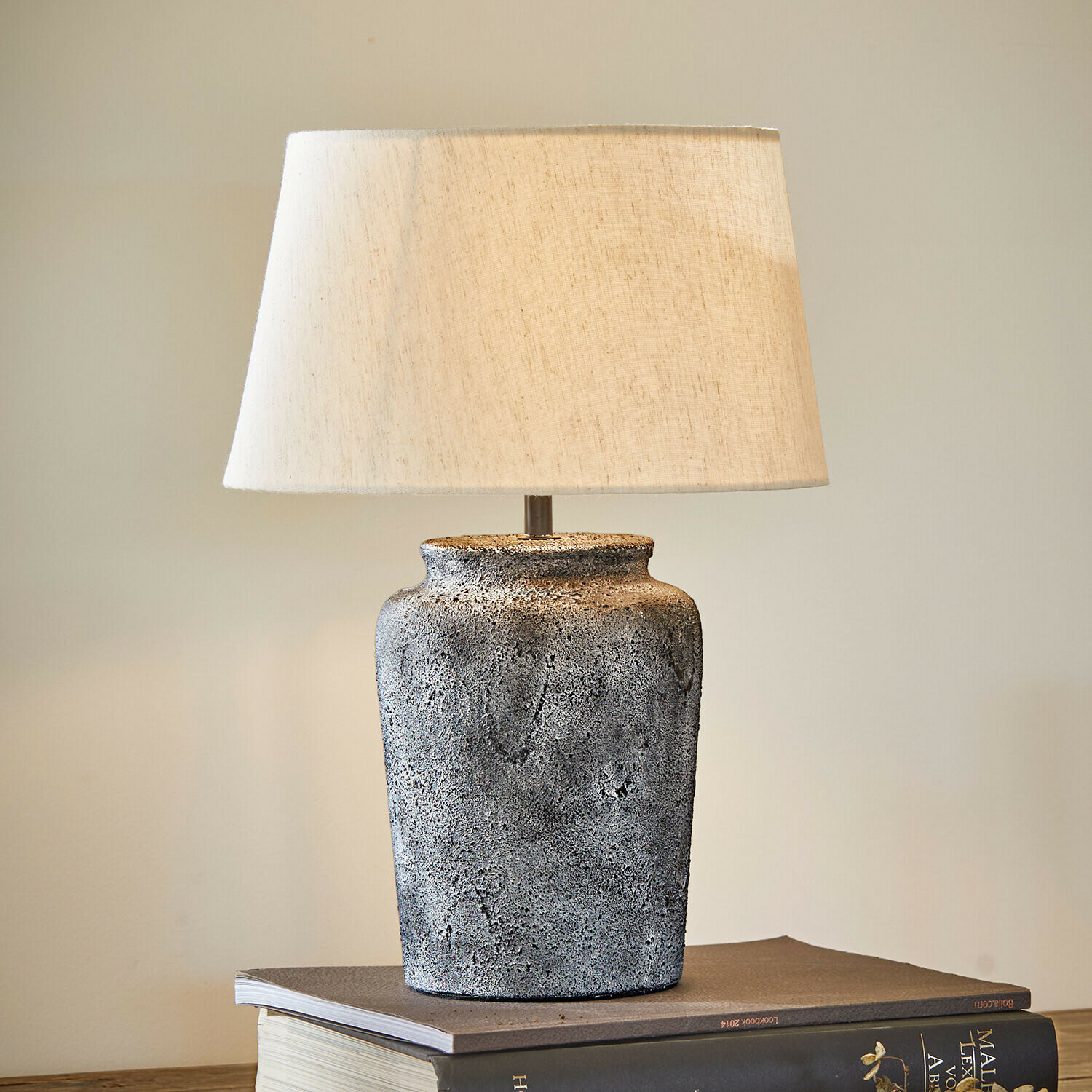 Lampe à poser Karvienne