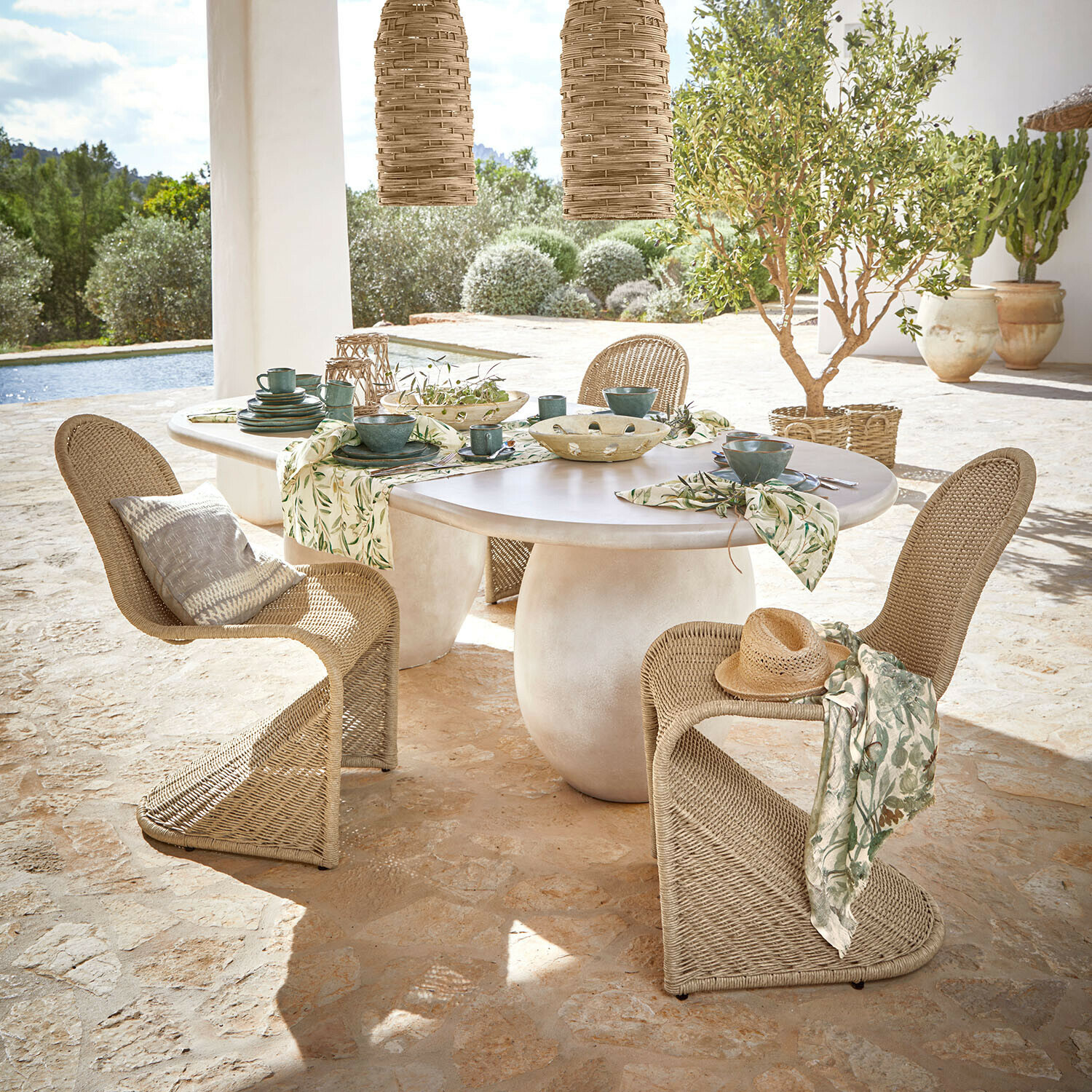 Table Arevalon