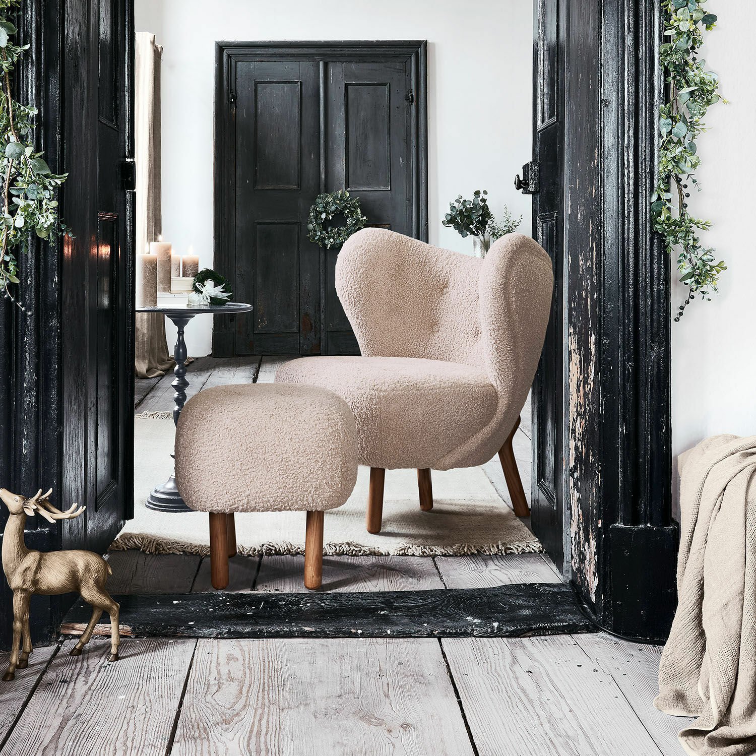 Fauteuil et tabouret Brocard