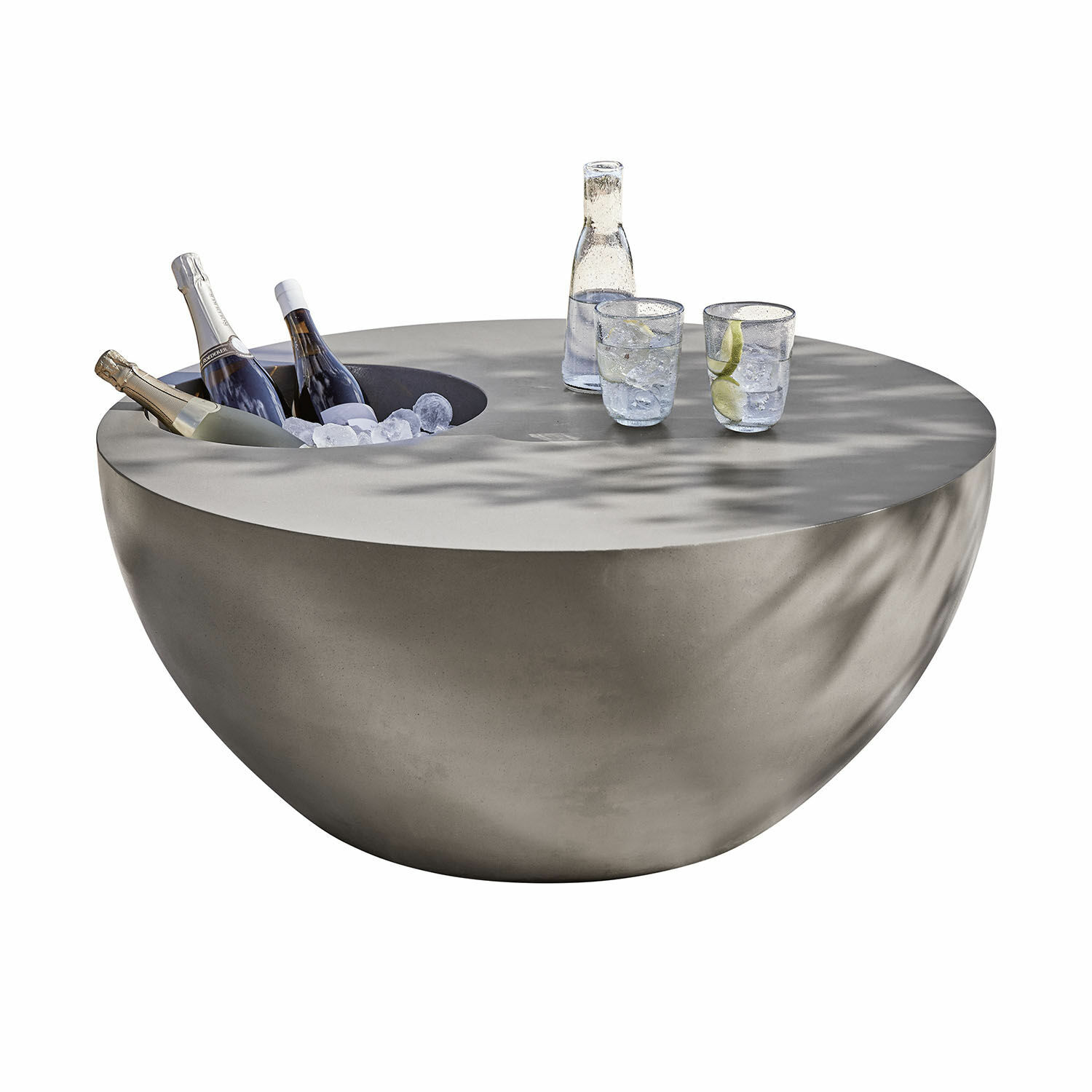 Table basse Plévin Table ronde en béton avec compartiment réfrigérant pour bouteilles et verres d'eau citronnée dessus