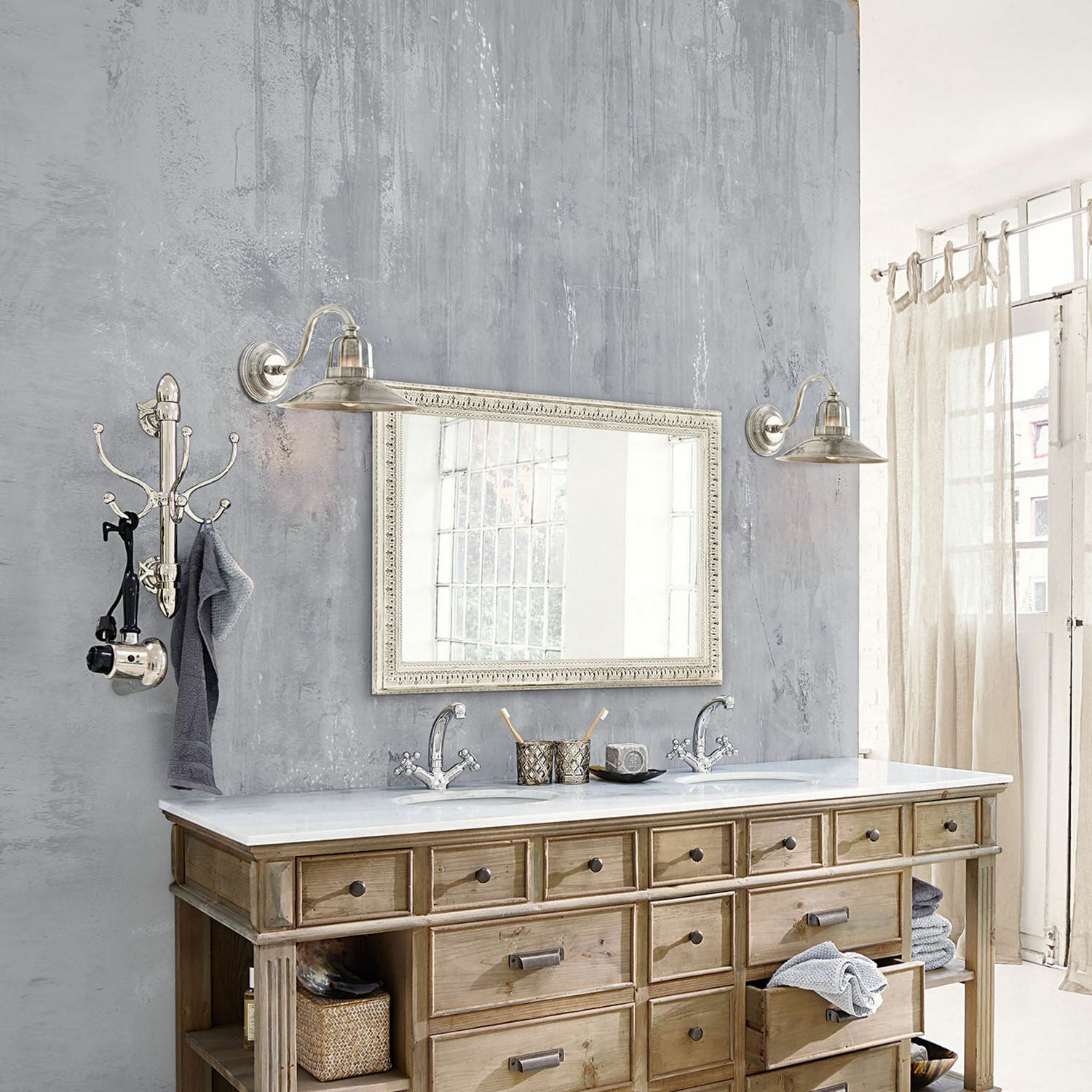 Miroir Vinciano Meuble de salle de bain en bois avec plan en marbre blanc et double vasque style vintage
