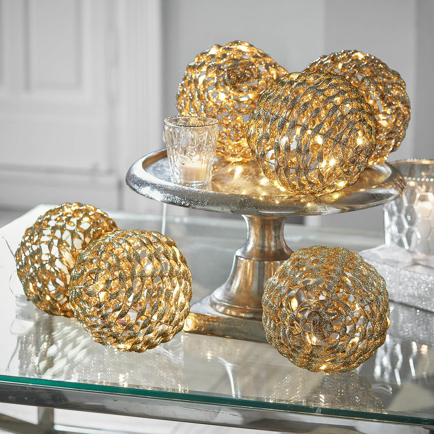 Lot de 6 boules lumineuses à LED Serivane