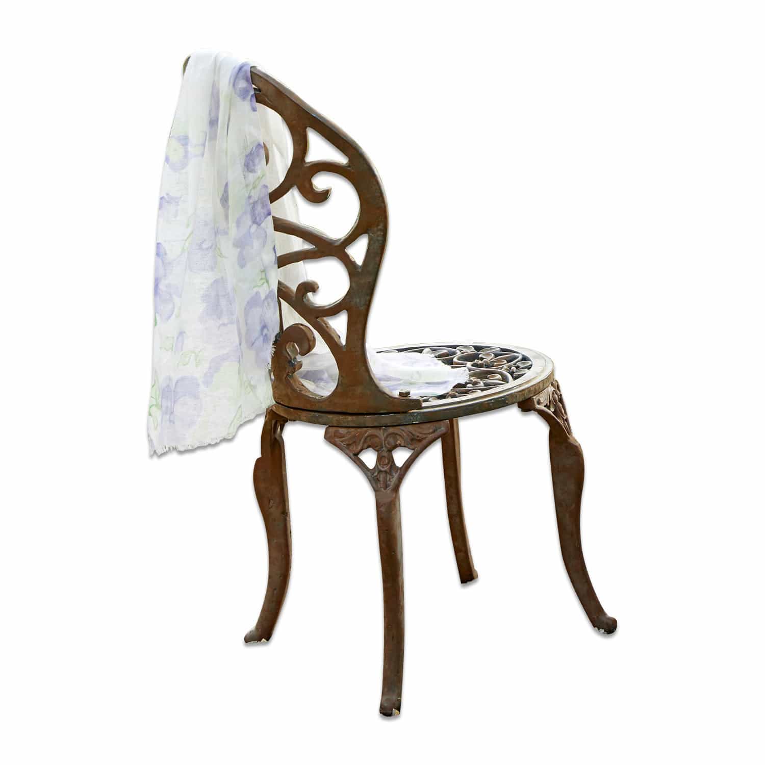 Chaise Sharron