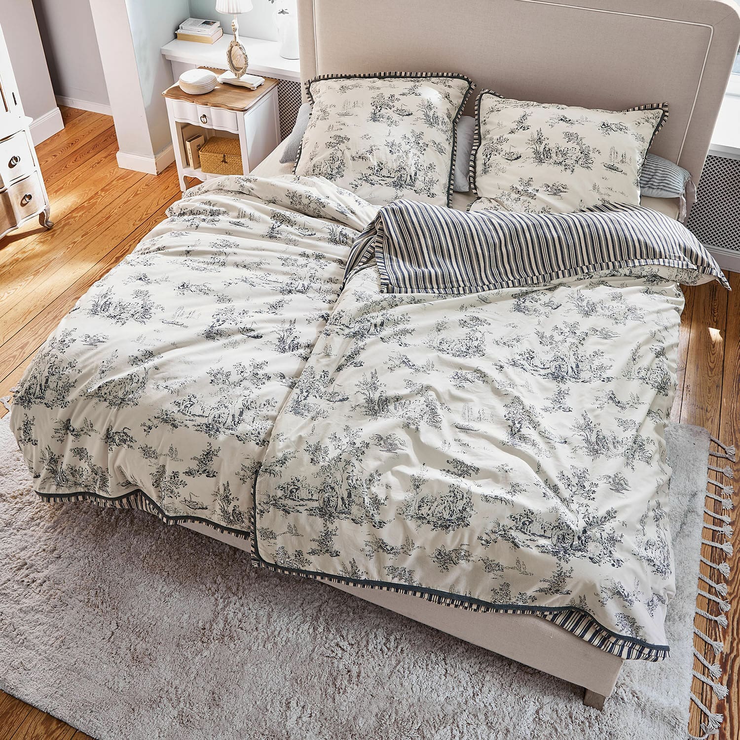 Parure de lit Felencio Parure de lit en coton crème avec motif noir et rayures, style vintage pour chambre à coucher confortable