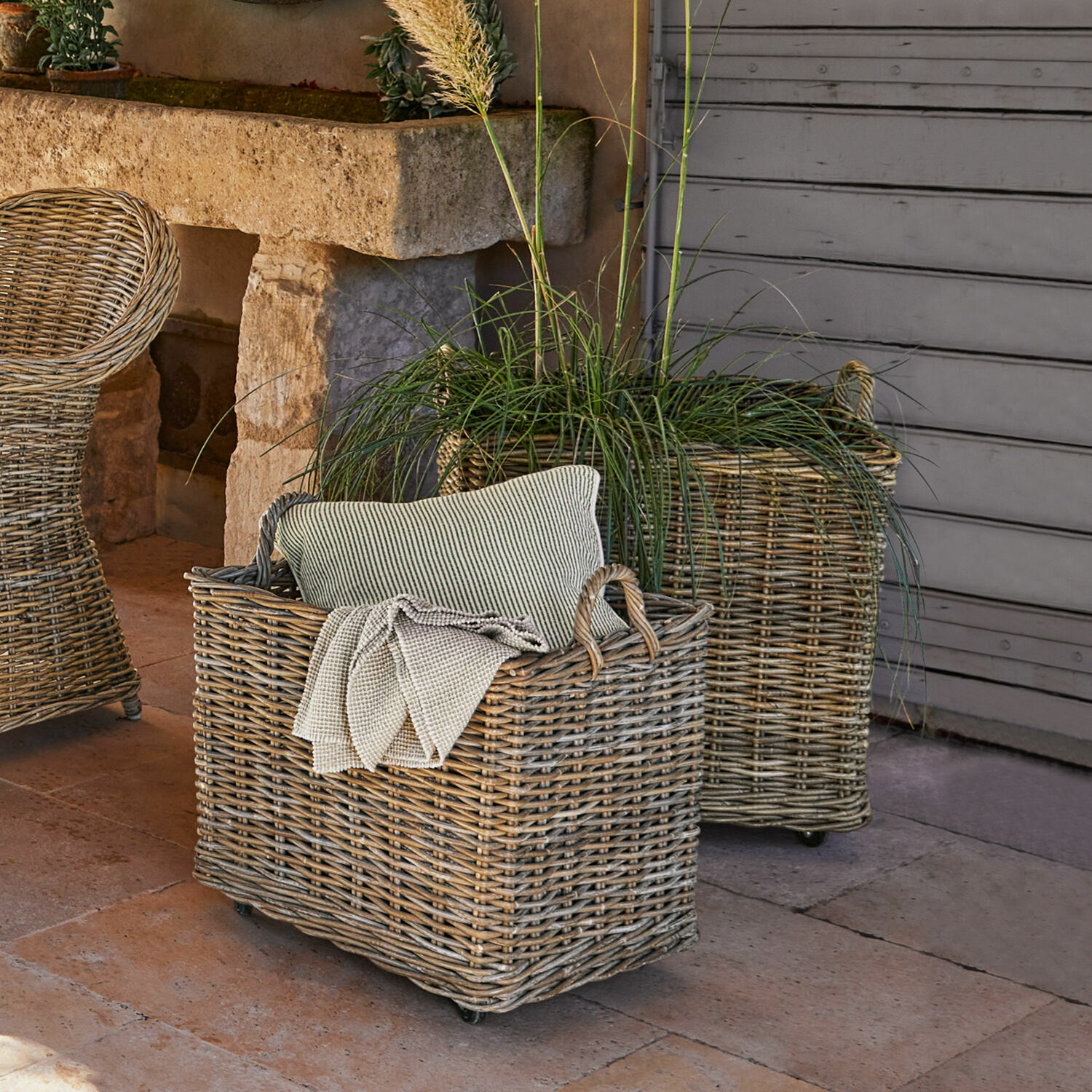 Lot de 2 paniers à plantes Gialousa Panier en rotin naturel avec coussin et couverture, décoration intérieure et rangement pratique