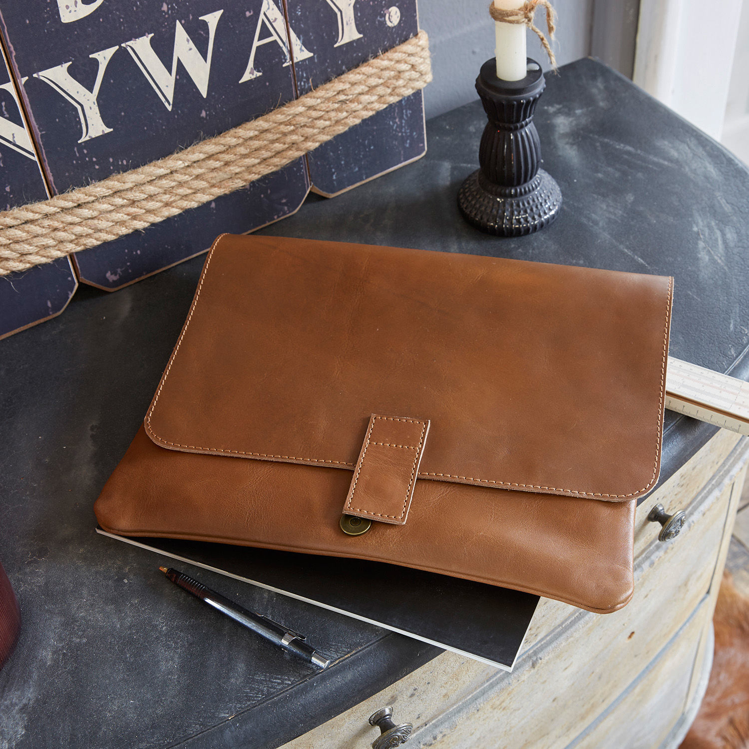 Pochette Mestare