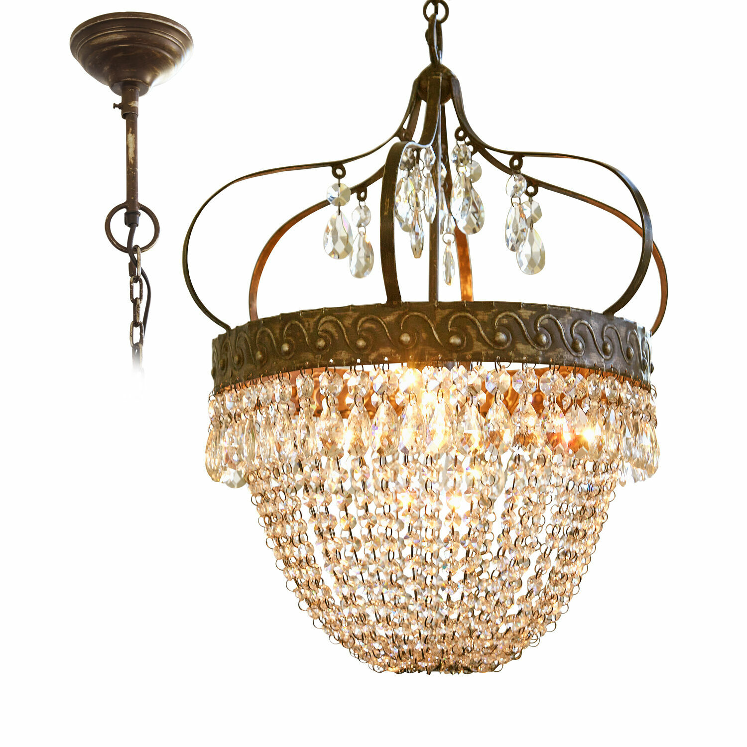 Lustre Margelieu Lustre suspendu en métal doré ancien avec cristaux, éclairage élégant pour salon ou salle à manger