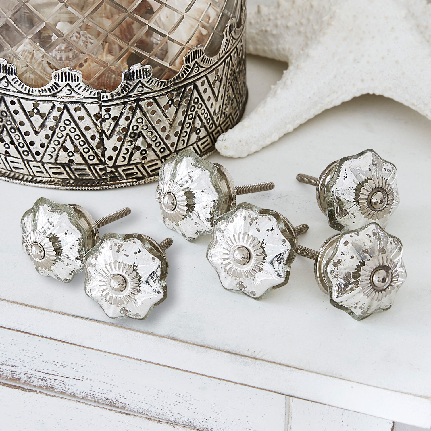 Lot de 6 boutons de commode Clairefontaine Ensemble de six boutons de meuble argentés en verre vieilli pour décoration intérieure
