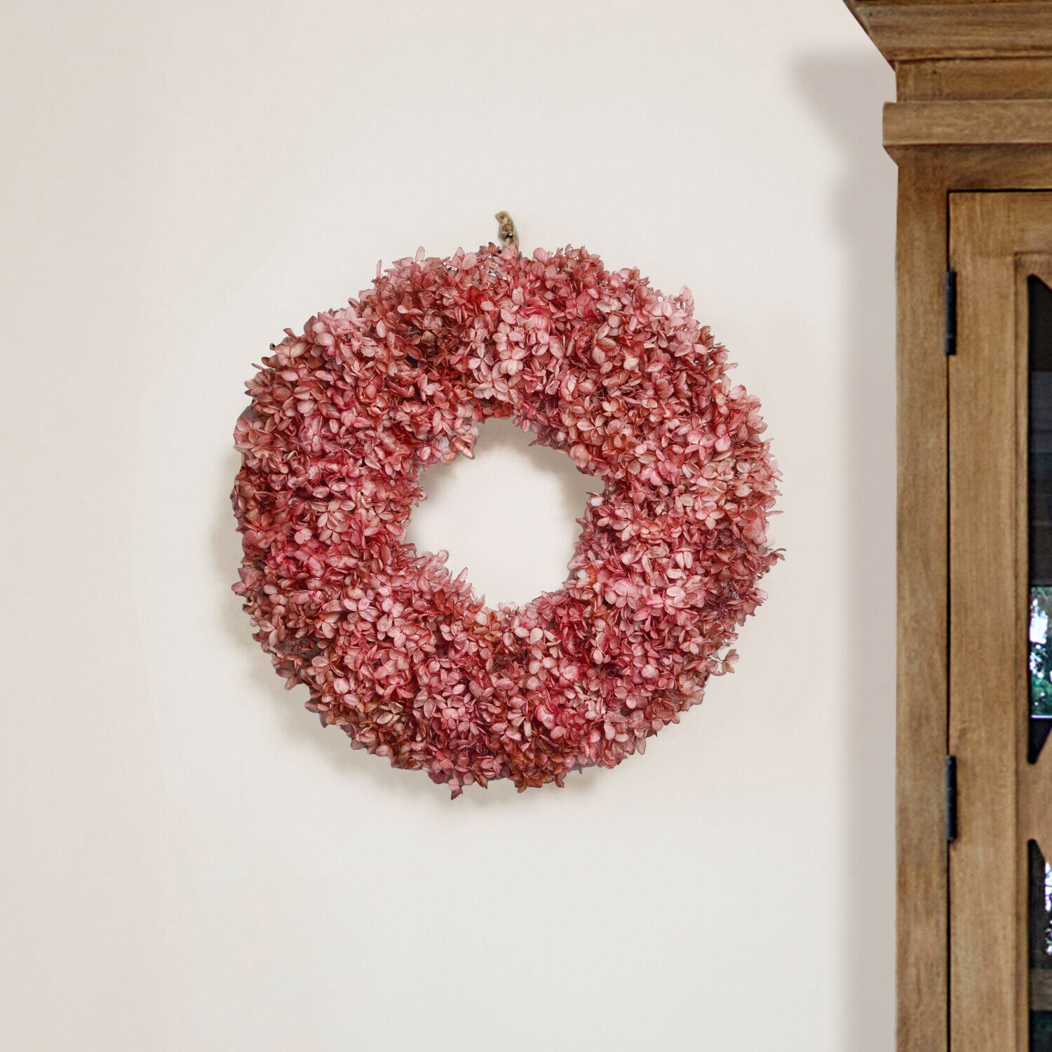 Couronne de fleurs séchées Amélorie Couronne décorative en fleurs séchées roses accrochée au mur pour décoration intérieure