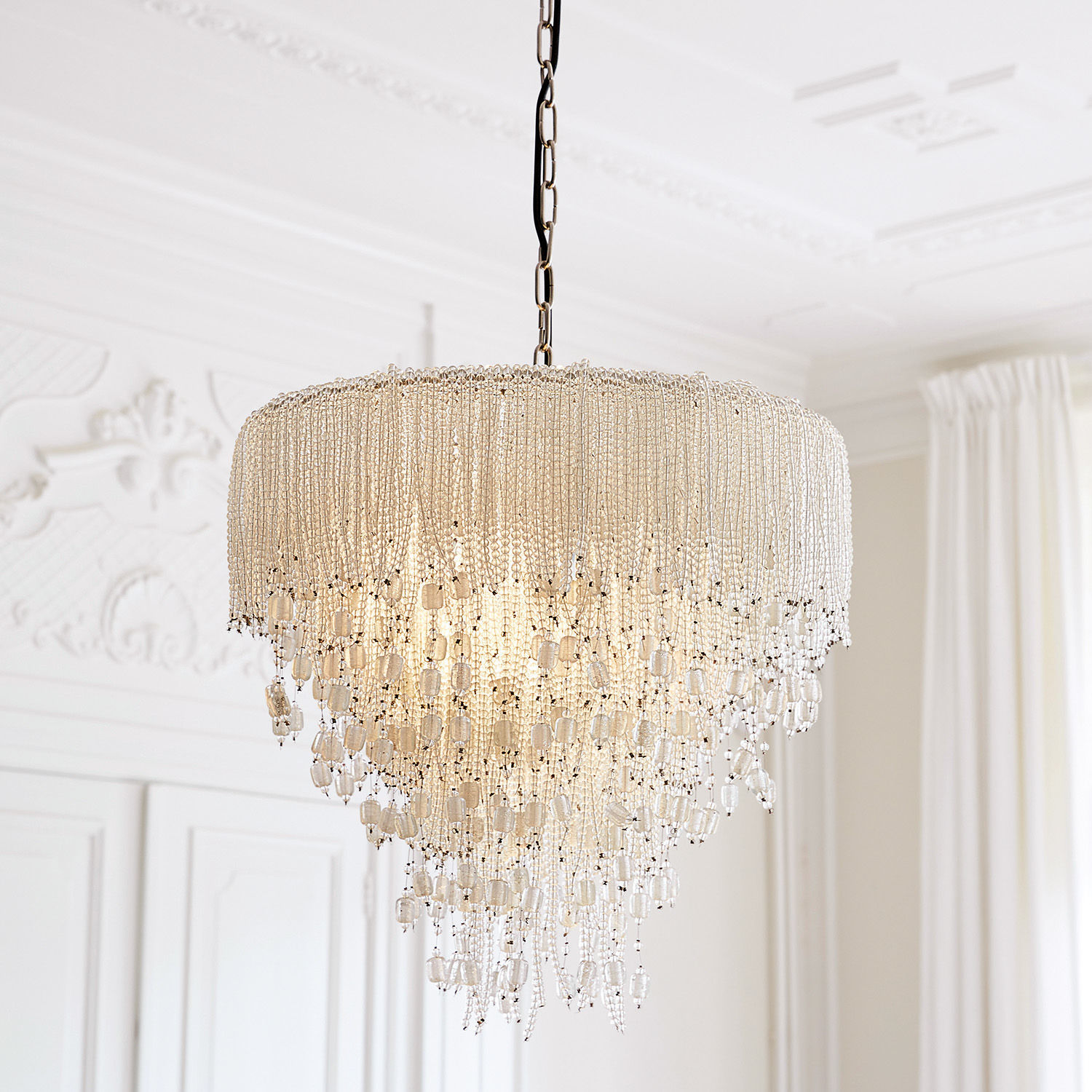 Lustre Navilly