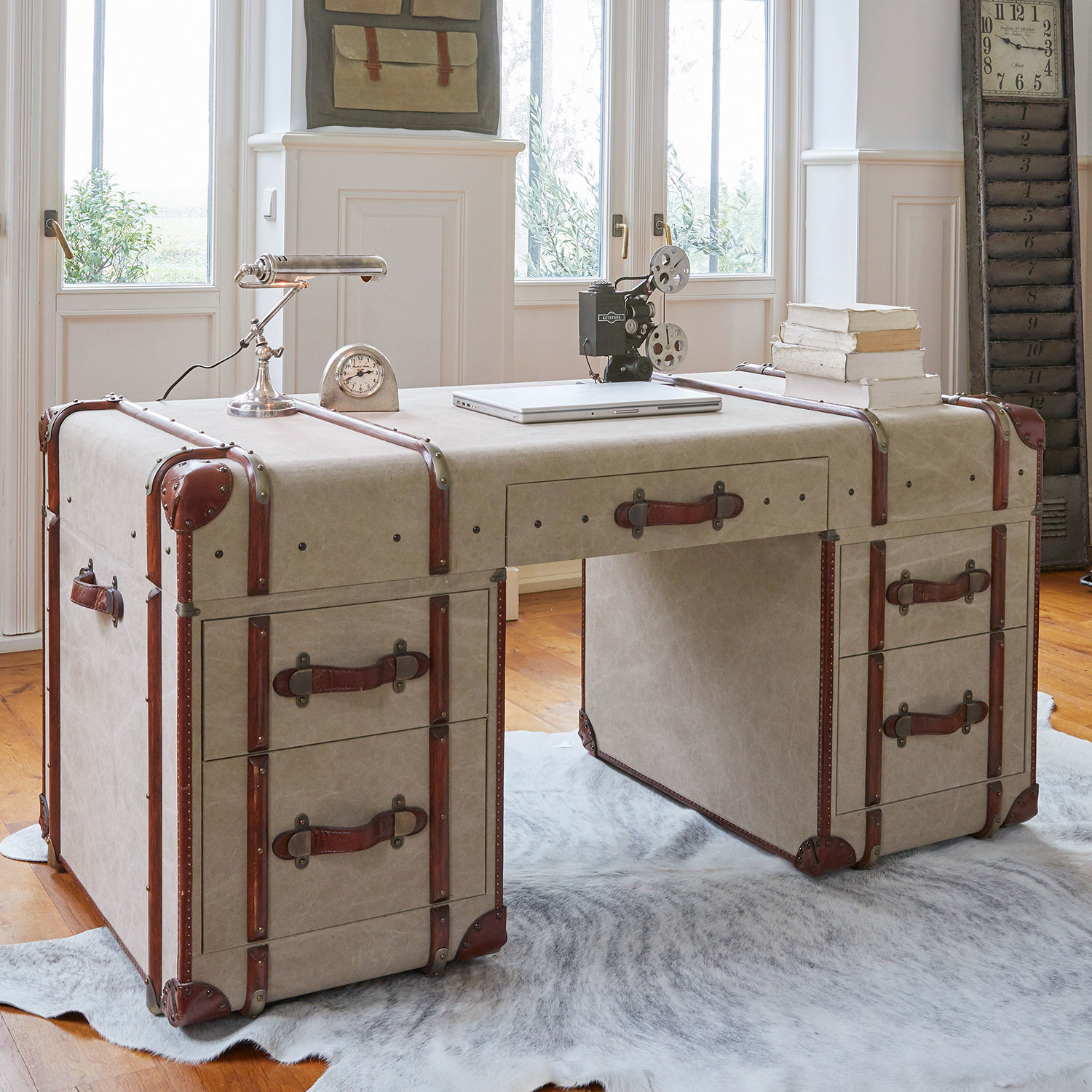 Bureau Cox