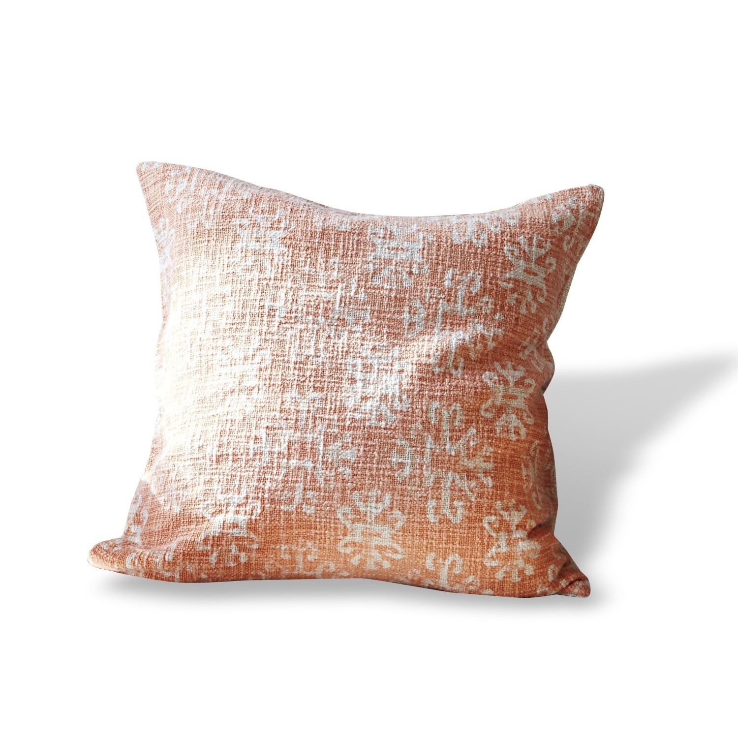 Coussin Kelli Coussin décoratif orange avec motif flocons blancs en tissu, accessoire tendance pour la maison