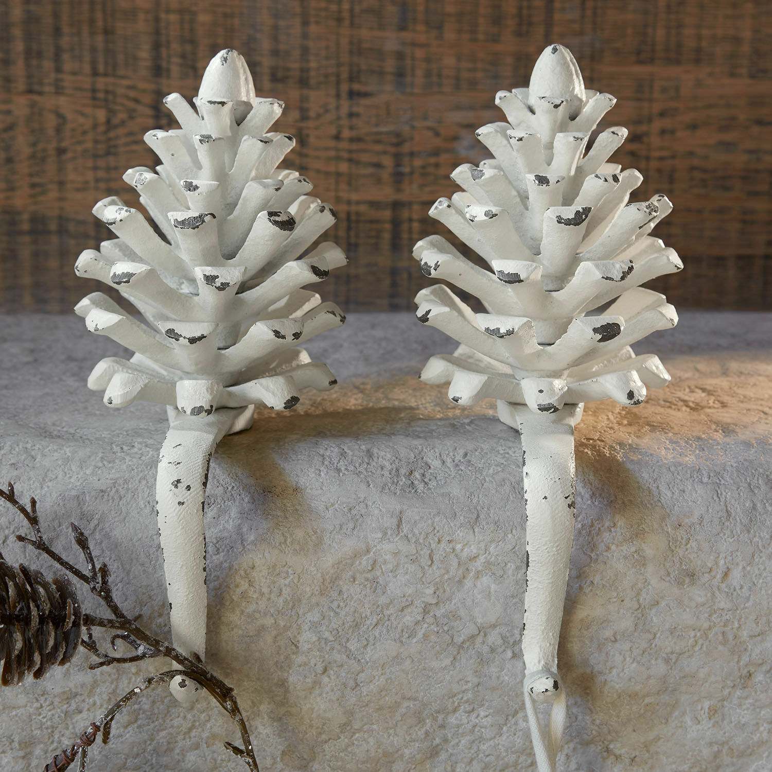 Lot de 2 pommes de pin en métal Firenza