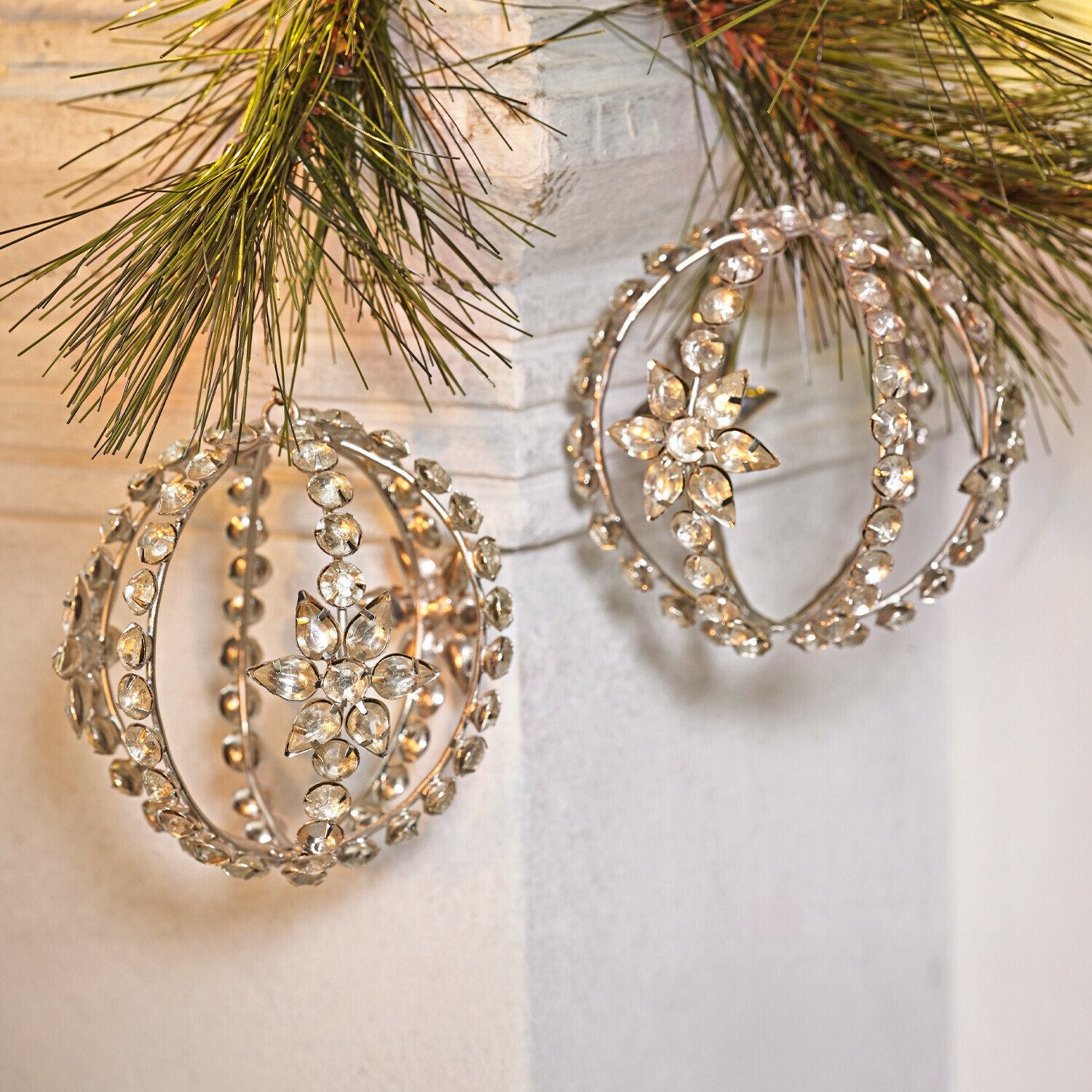 Lot de 2 décorations de Noël Fire Balls