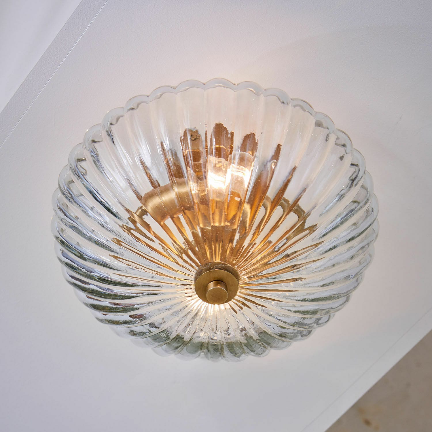 Plafonnier Druaila Plafonnier en verre avec fixation métallique jaune, luminaire décoratif pour plafond intérieur