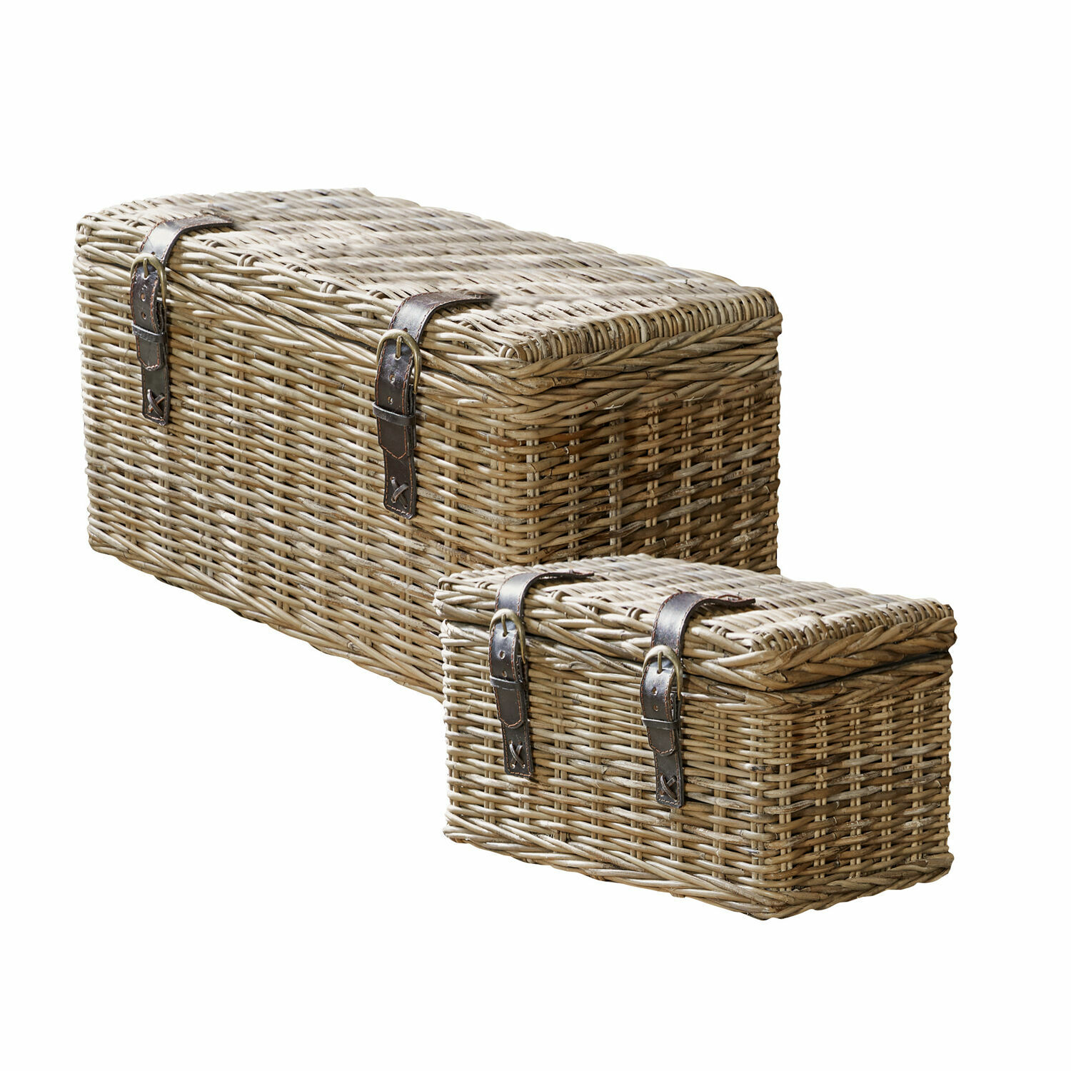 Lot de 2 malles Darill Ensemble de deux coffres en osier beige clair avec sangles en cuir marron pour rangement