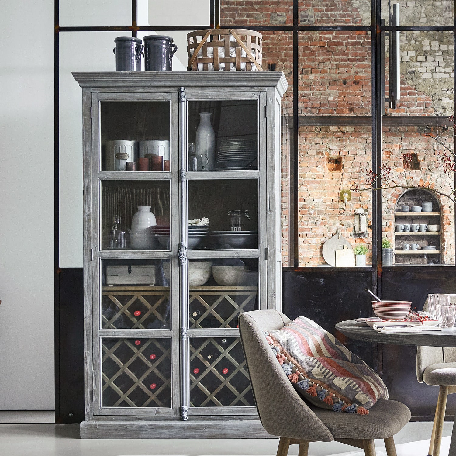 Armoire Minneapolis