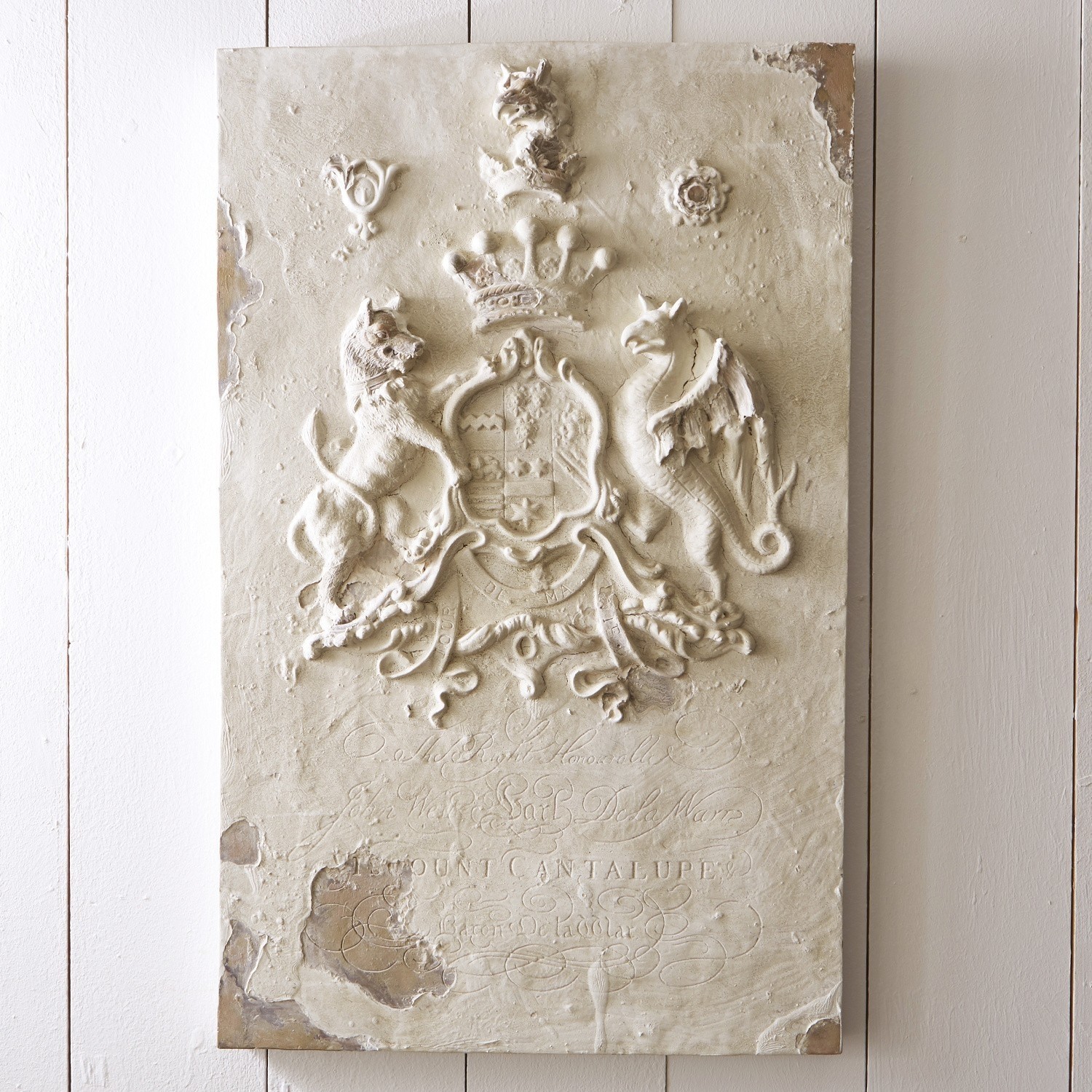 Plaque décorative Bédeille Plaque murale décorative beige avec relief de blason, style vintage, décoration murale élégante