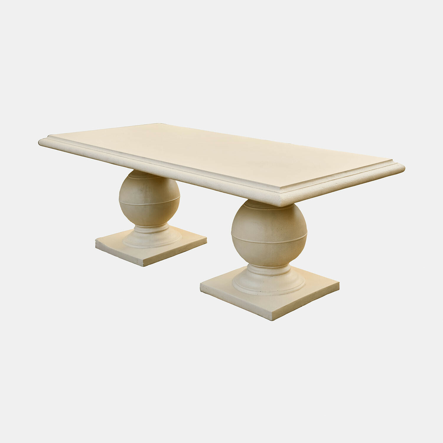 Table Talvero couleur crème antique avec pieds ronds massifs, meuble solide pour salon élégant