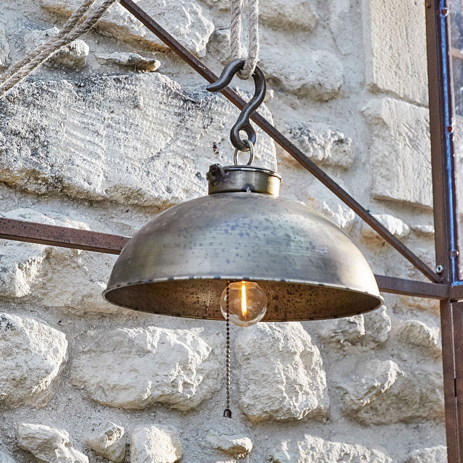 Lanterne LED Pallarista