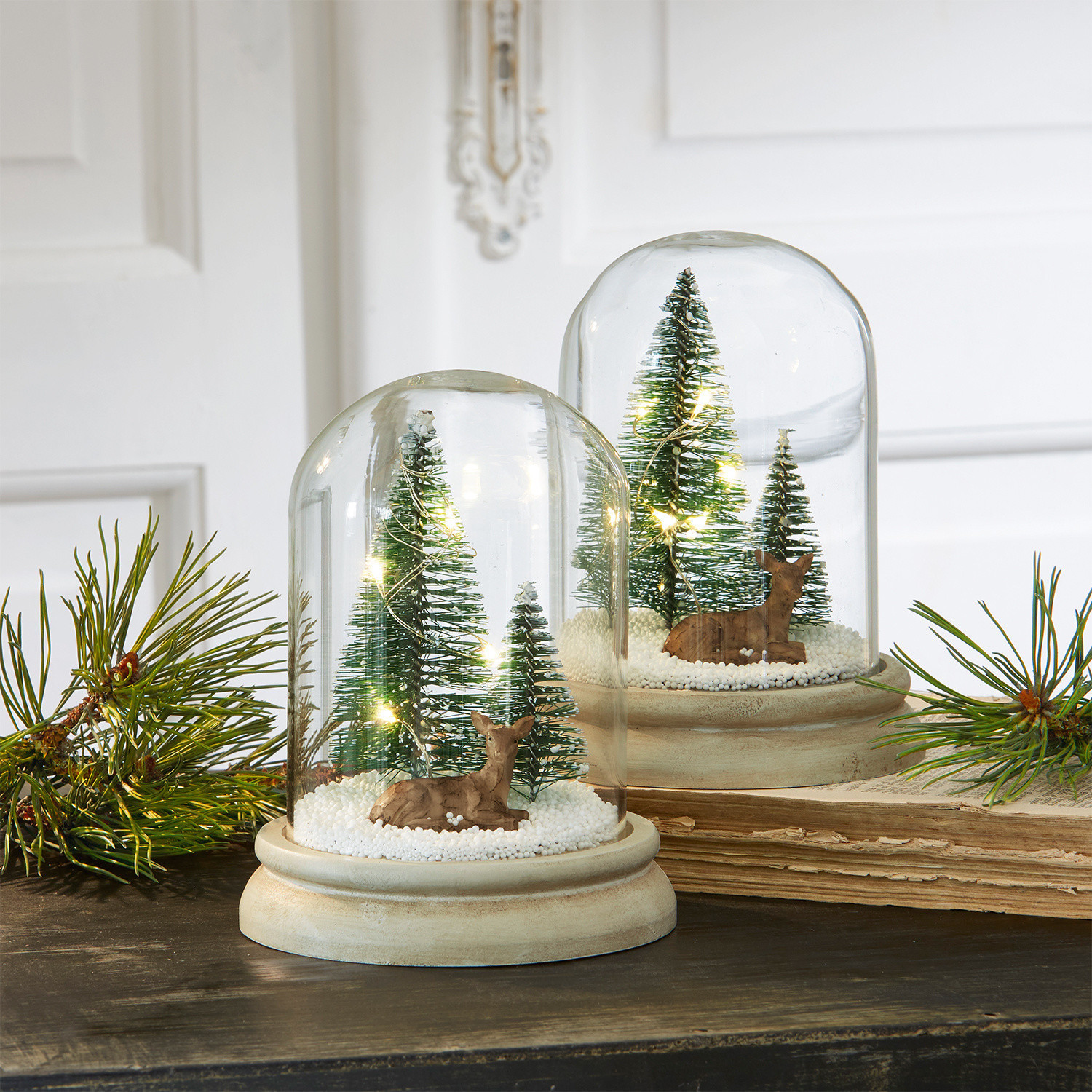 Lot de deux cloches en verre Winterwonderland