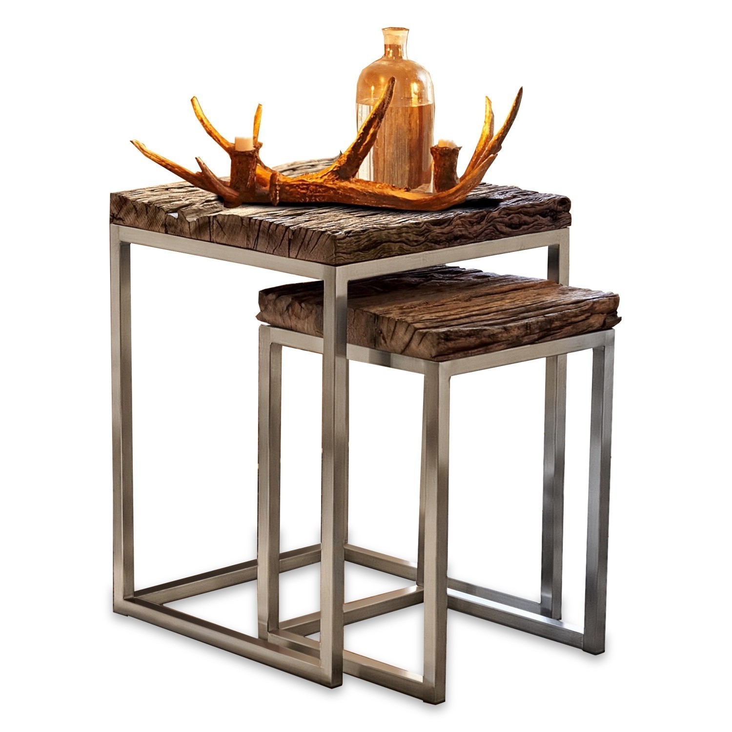 Lot de 2 tables d'appoint Corbyn Ensemble de deux tables avec plateau en bois foncé et cadre métallique, design moderne pour salon