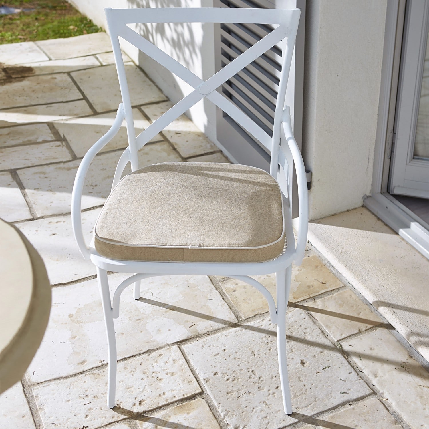 Chaise Bowen