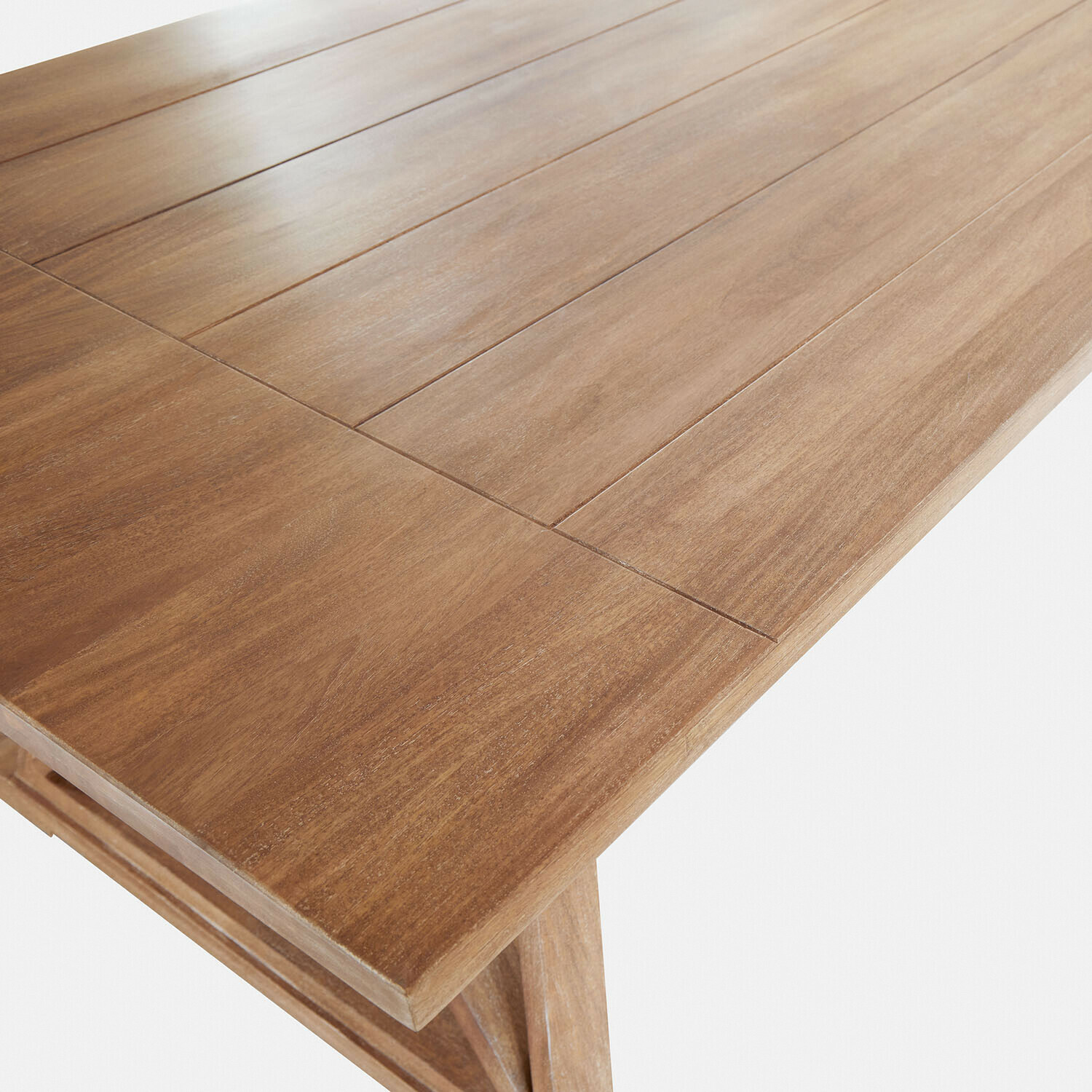 Table Isaverny