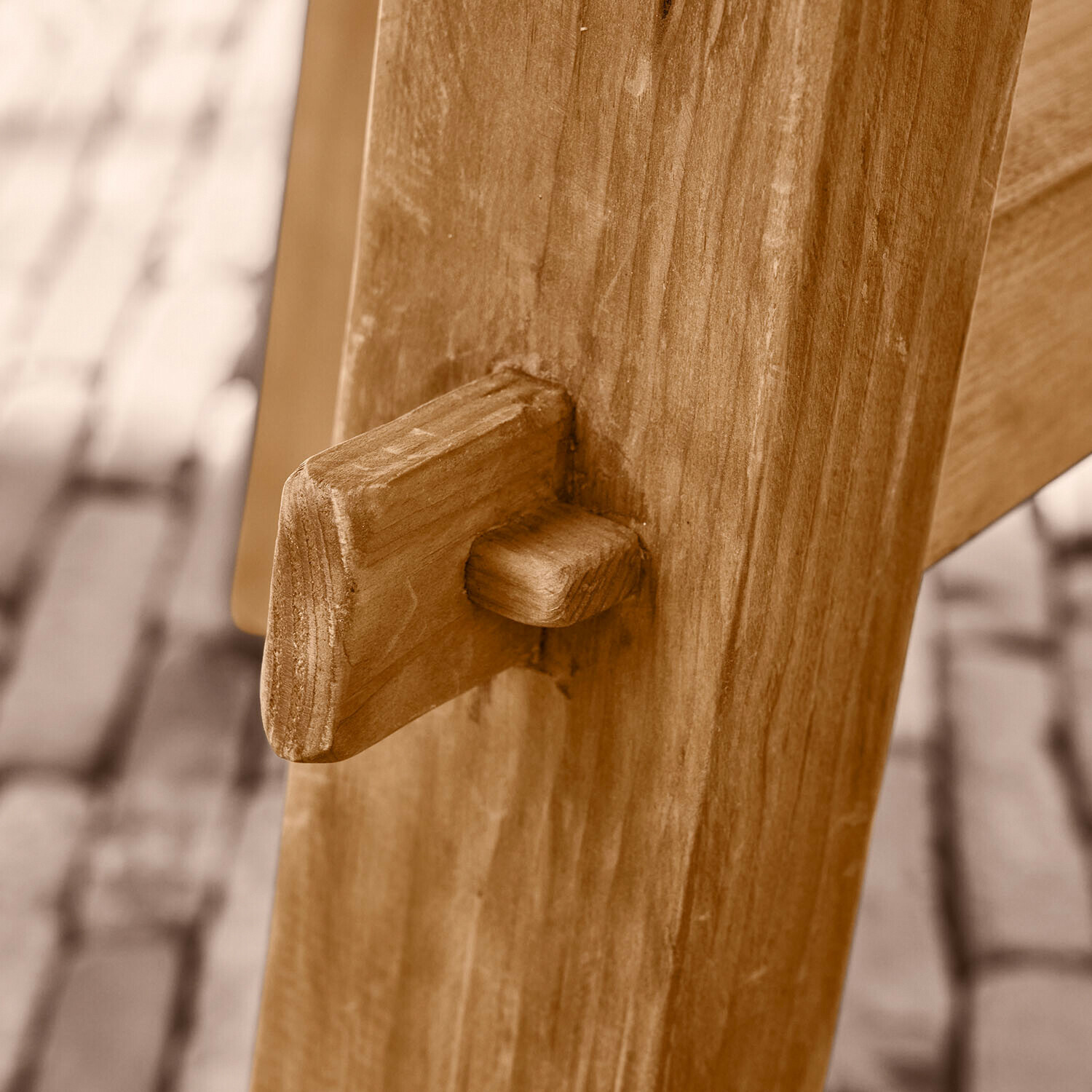 Table Crestwooden