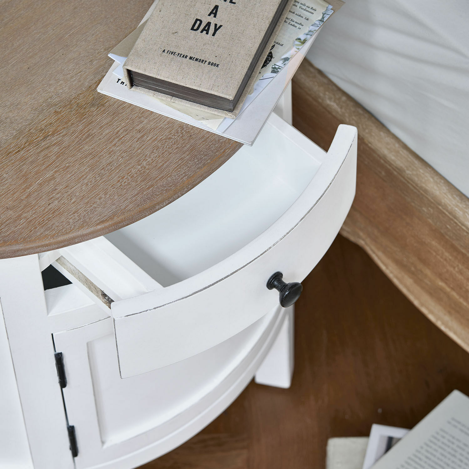 Lot de 2 tables de chevet Arvelin