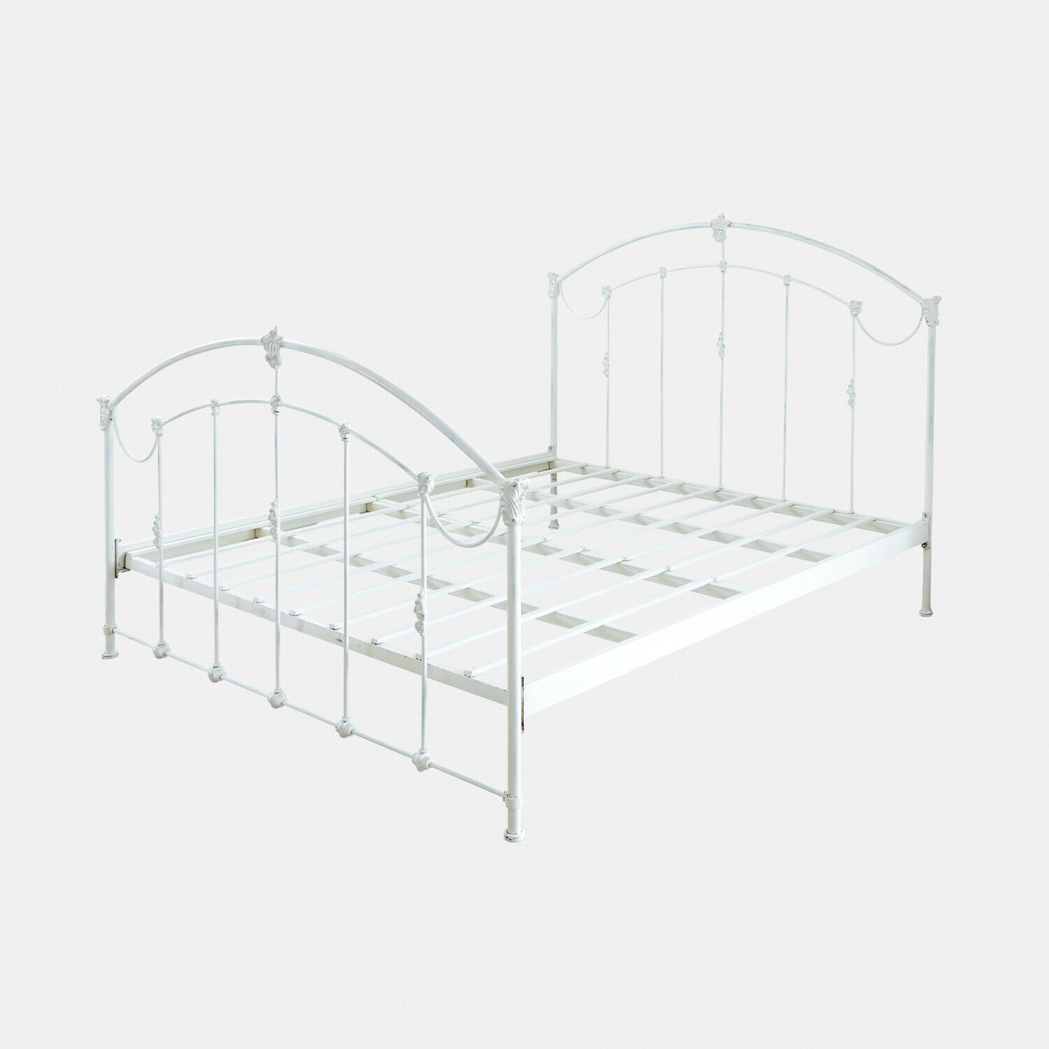 blanc Lit en métal blanc Canefield avec cadre décoratif et design classique pour chambre à coucher