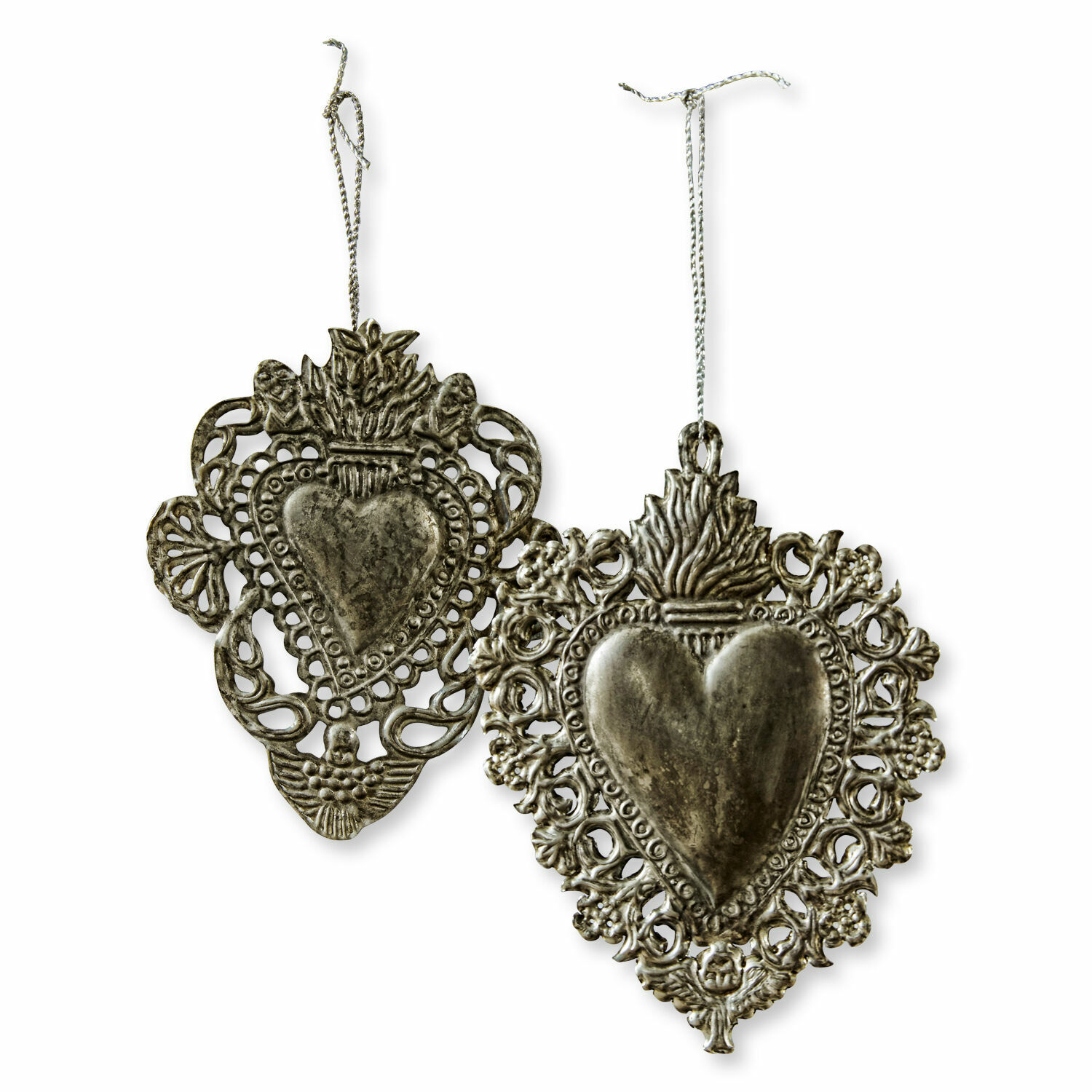 Lot de 2 décorations à suspendre Medes Décorations suspendues en métal en forme de cœur avec motif ajouré et cordelette pour intérieur