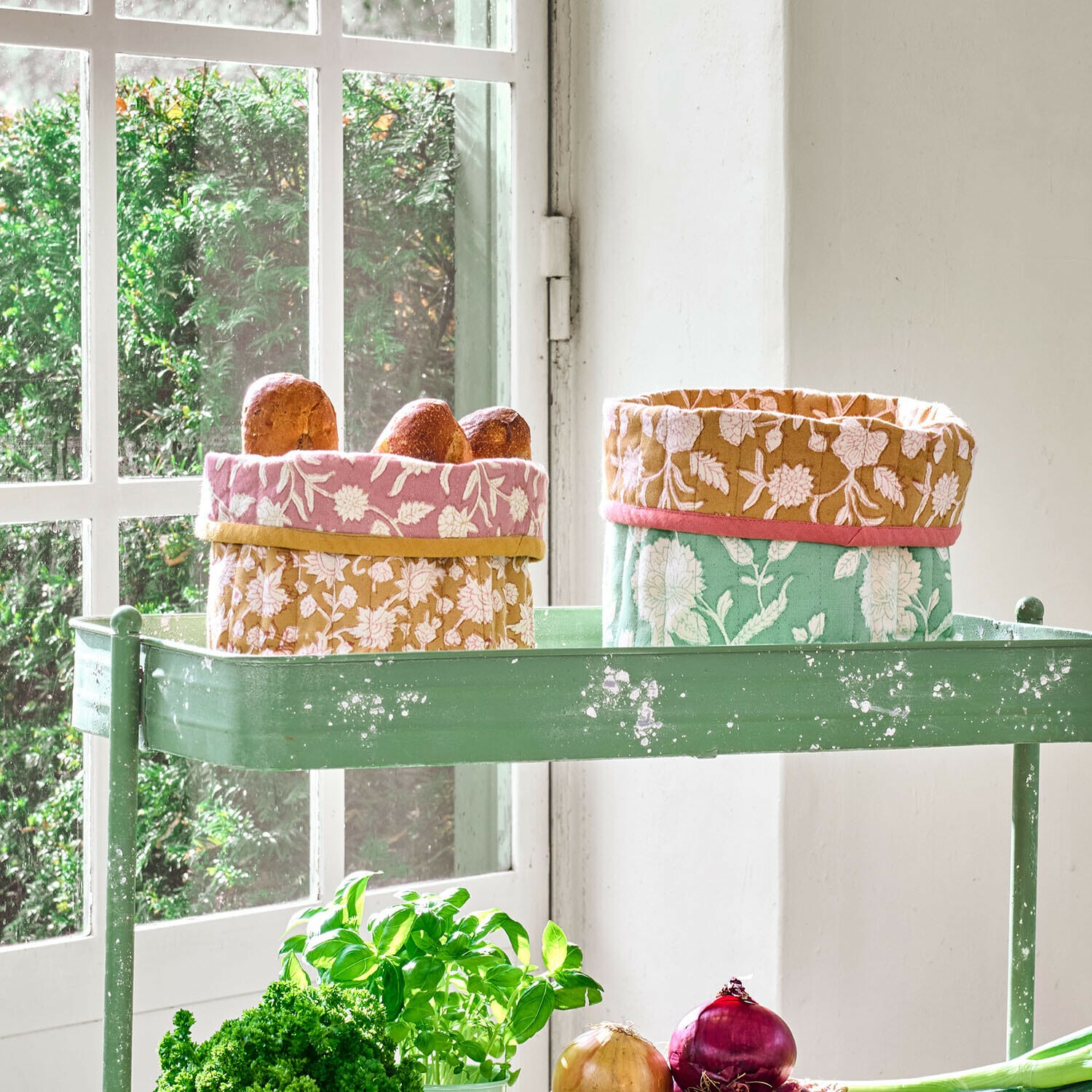 Lot de 2 paniers Fleuronnes