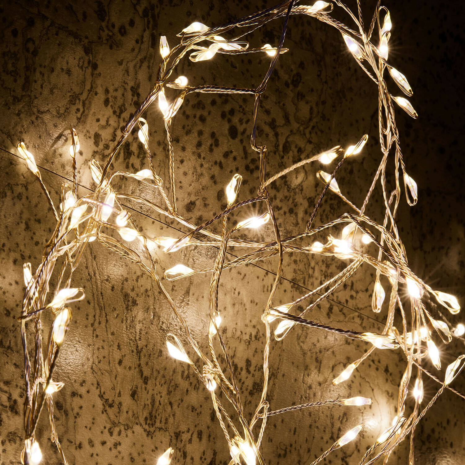 Guirlande lumineuse Wenari Guirlande lumineuse LED à lumière chaude sur fil fin, décoration intérieure et festive