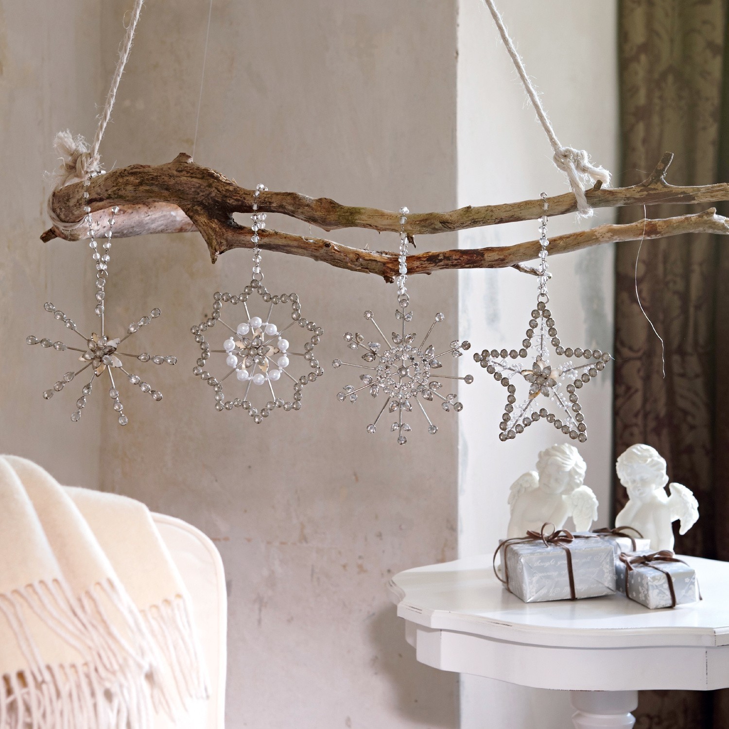Lot de 4 décorations de Noël Pierette