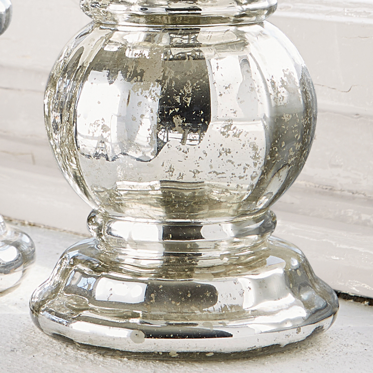 Lot de 2 chandeliers Konstantin