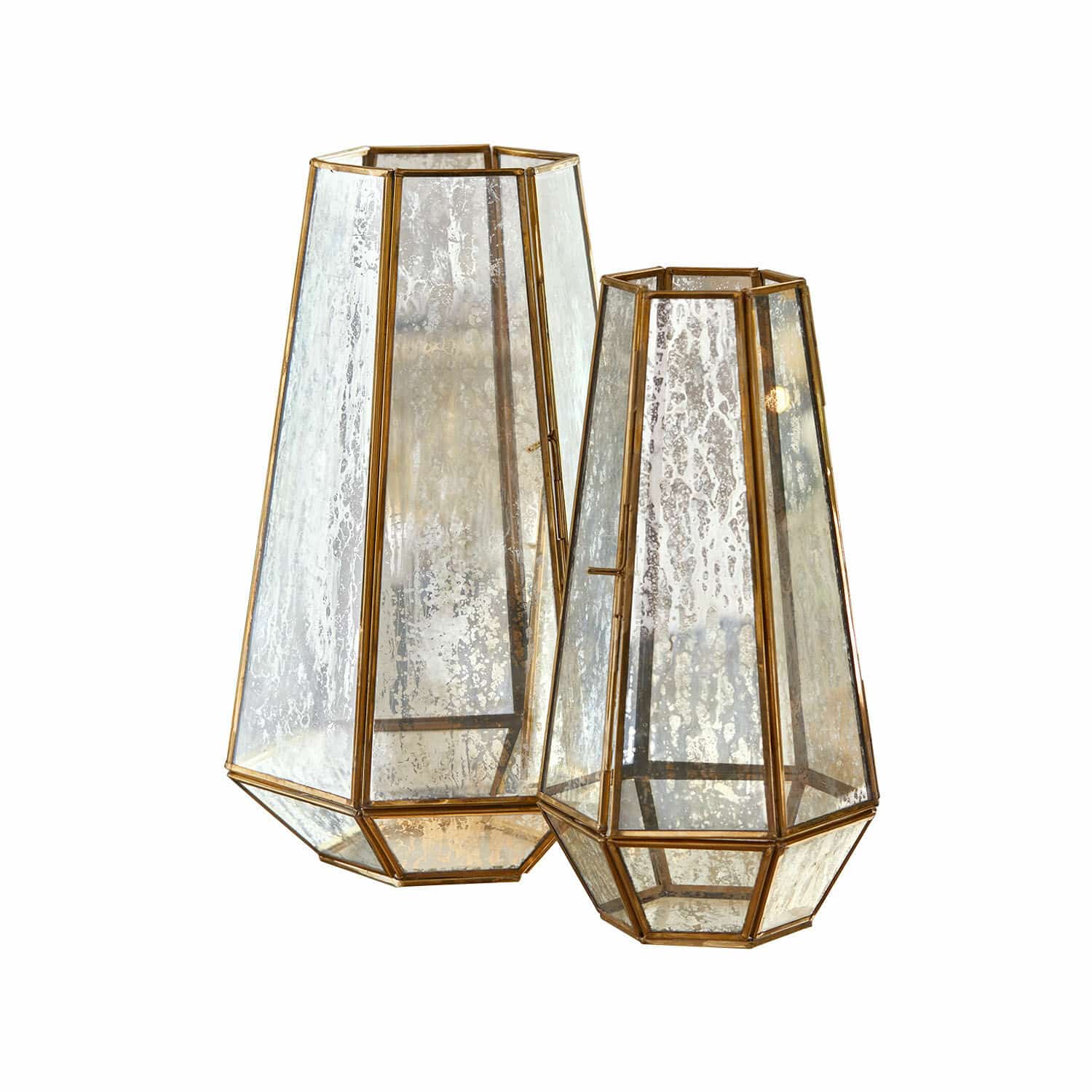 Lot de 2 photophores Mouniza Ensemble de deux lanternes en verre vieilli avec cadre en laiton pour décoration intérieure vintage