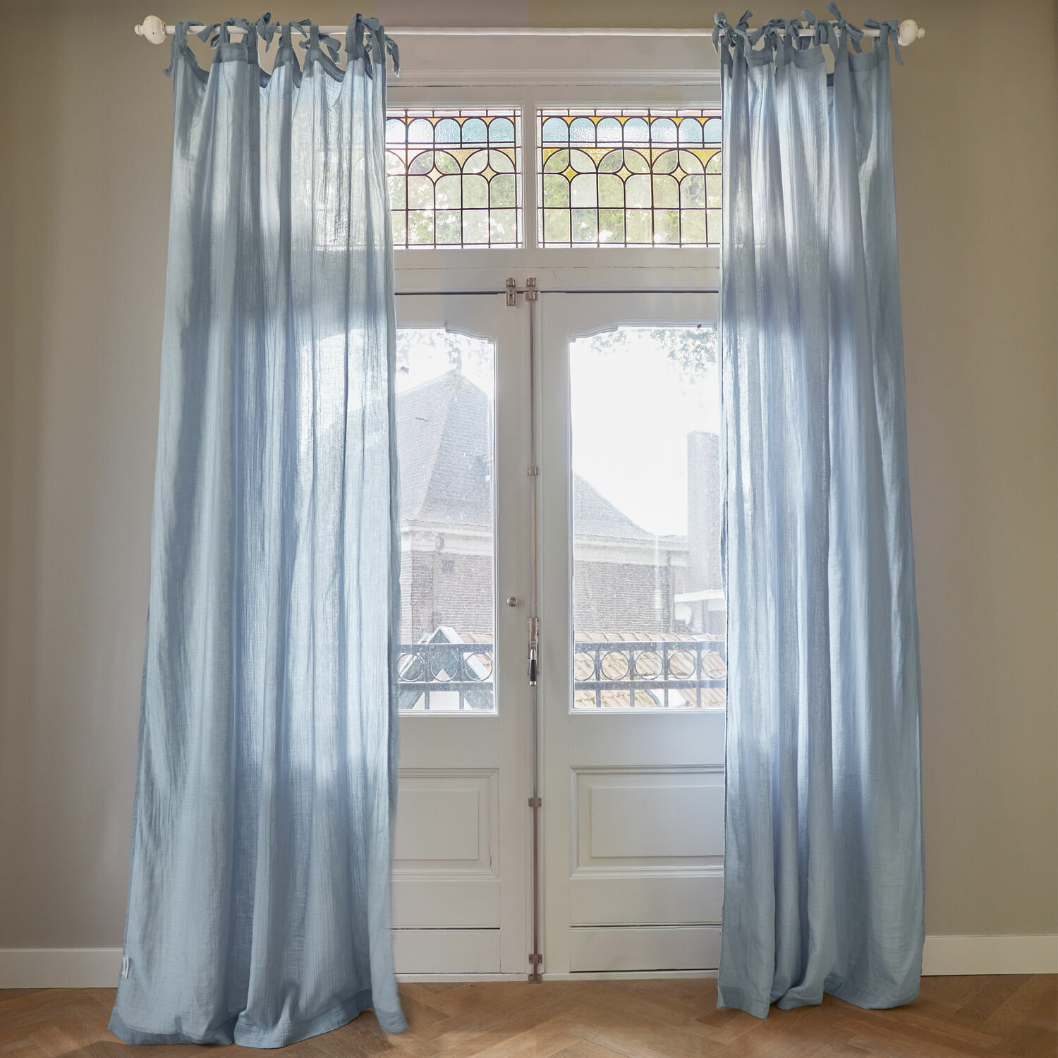 Voilage Valserino Rideaux en lin bleu clair avec nœuds, légers et aérés pour une décoration de fenêtre élégante