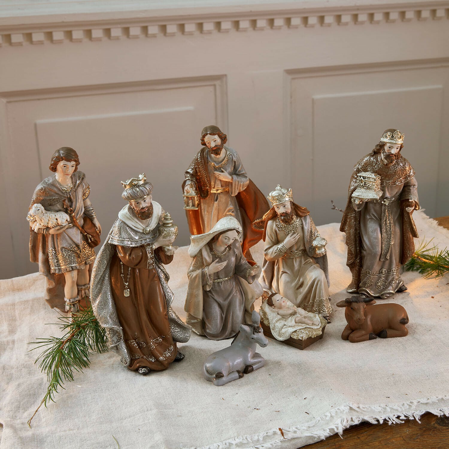 Lot de 9 figurines de crèche Caprinas