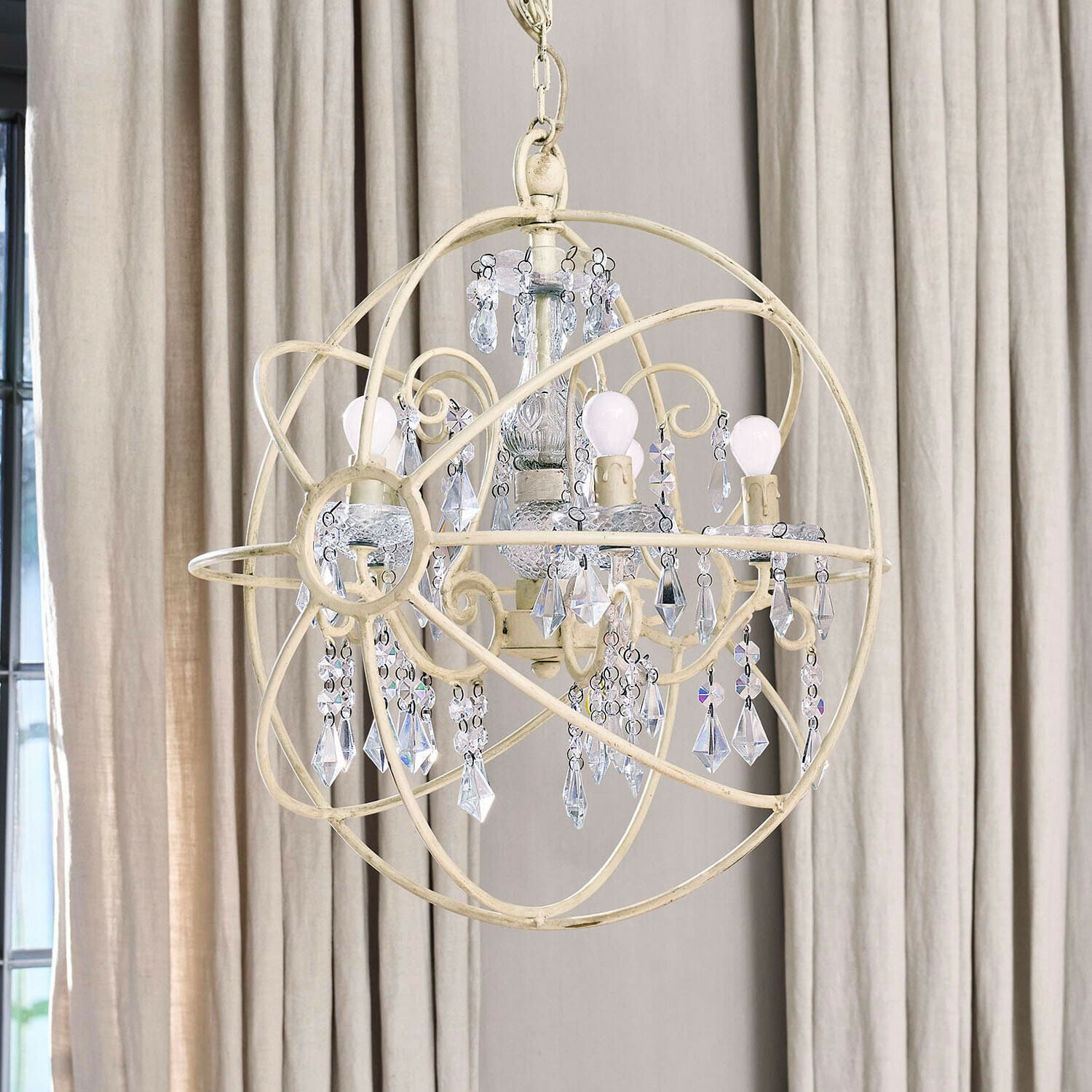 Lustre Élivienne Suspension en métal crème avec ornements en cristal et ampoules, éclairage décoratif intérieur