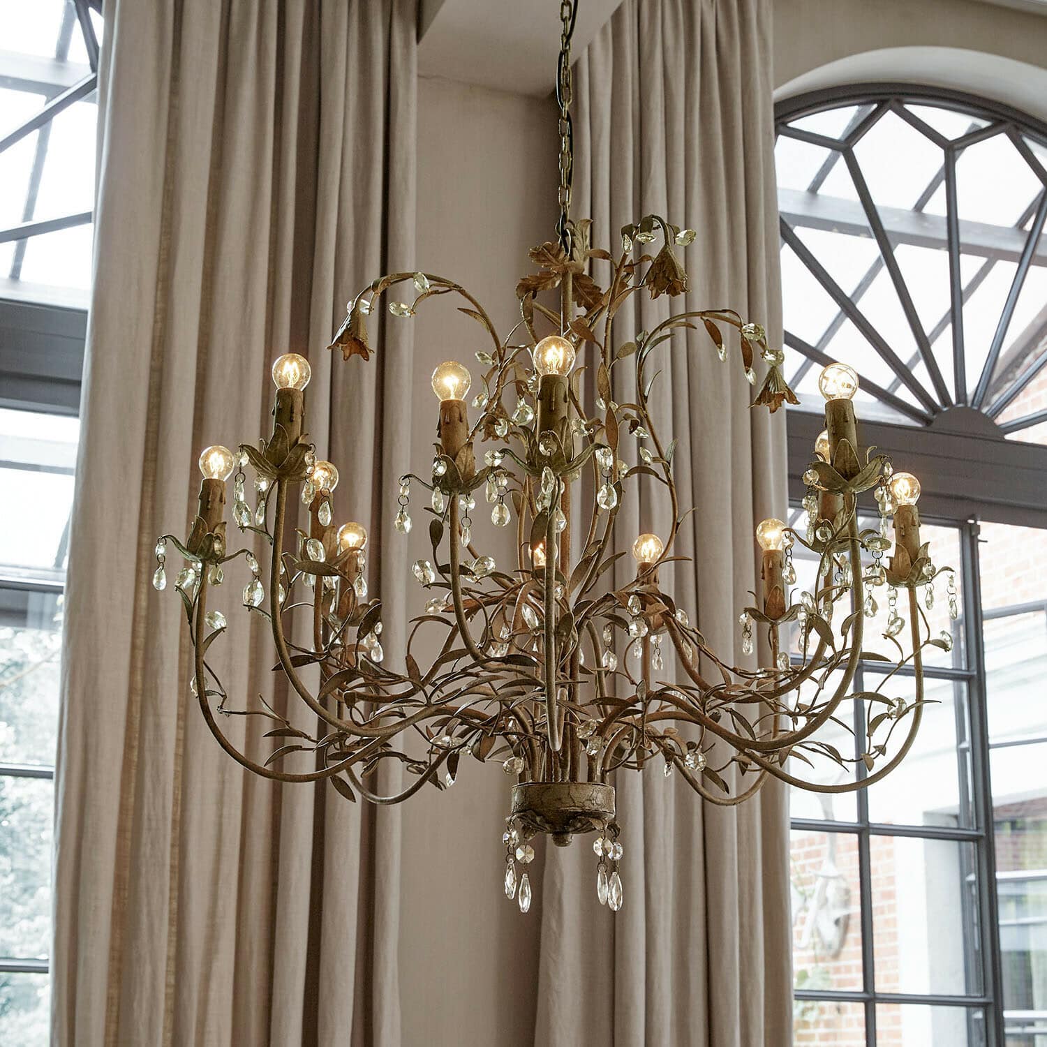 Lustre Opérancourt Lustre en métal avec pampilles en cristal style vintage, éclairage décoratif pour salon élégant