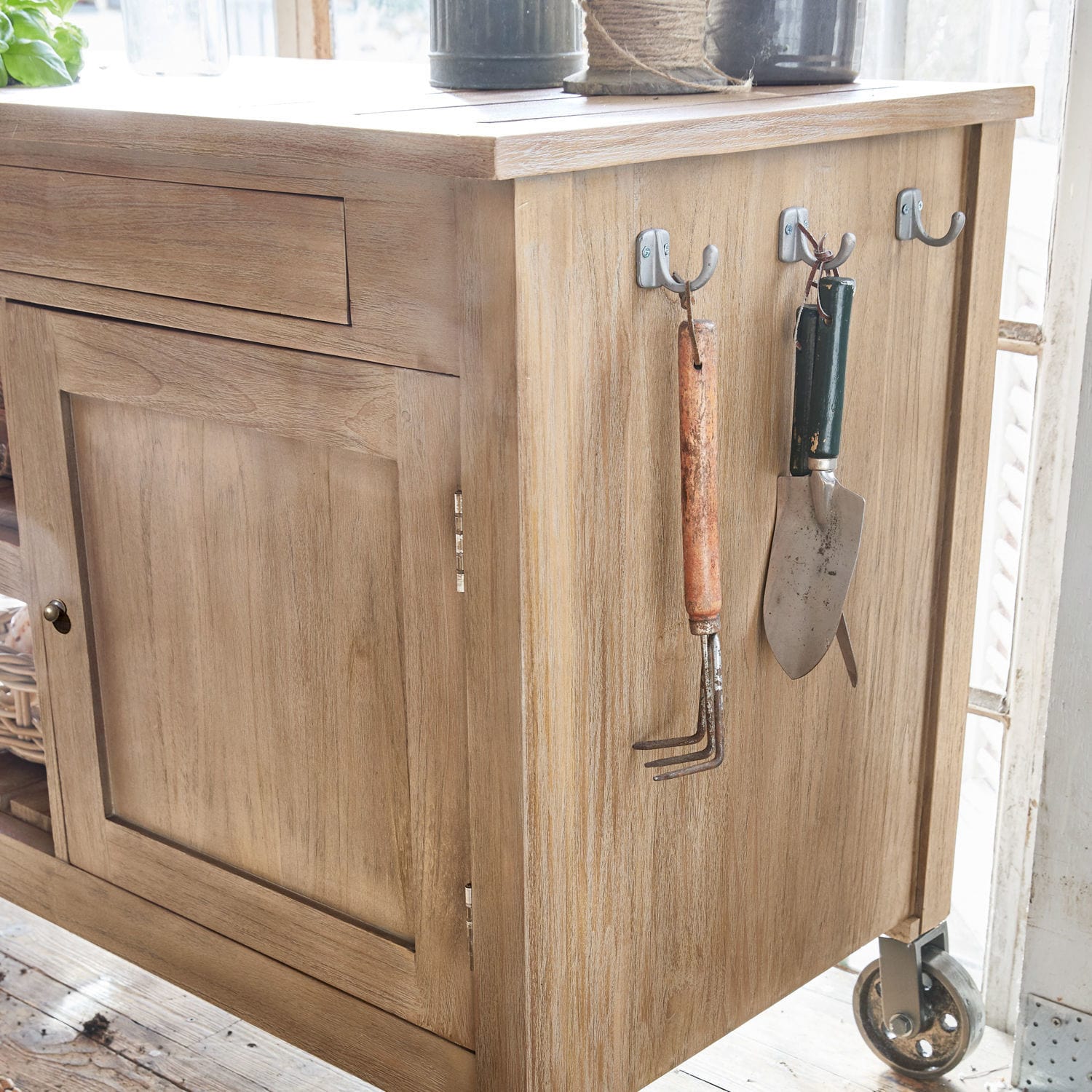 Table de rempotage Douvres
