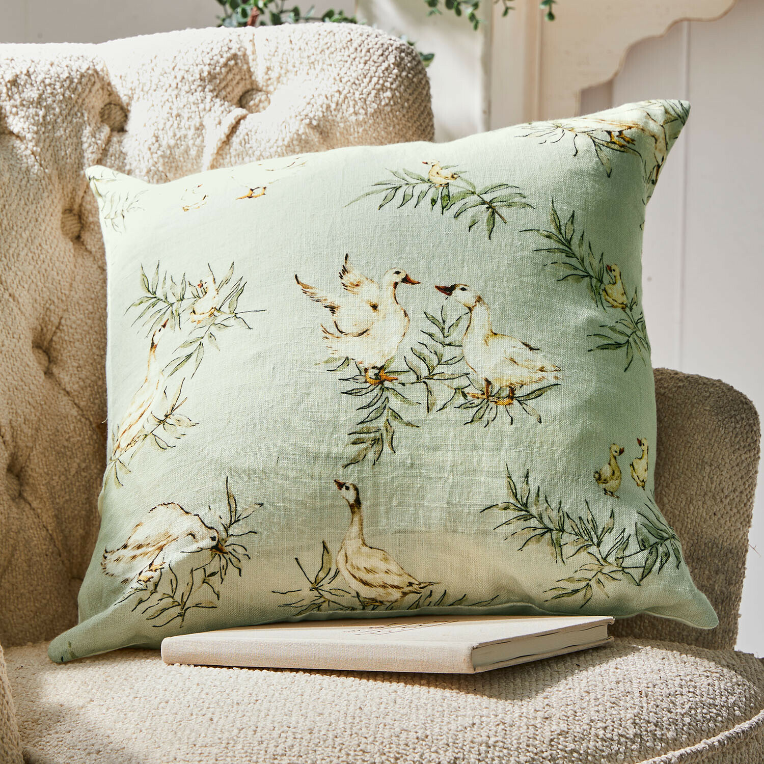 Housse de coussin Sunnyo Coussin en lin vert clair avec motif canards et feuilles, décoration intérieure élégante