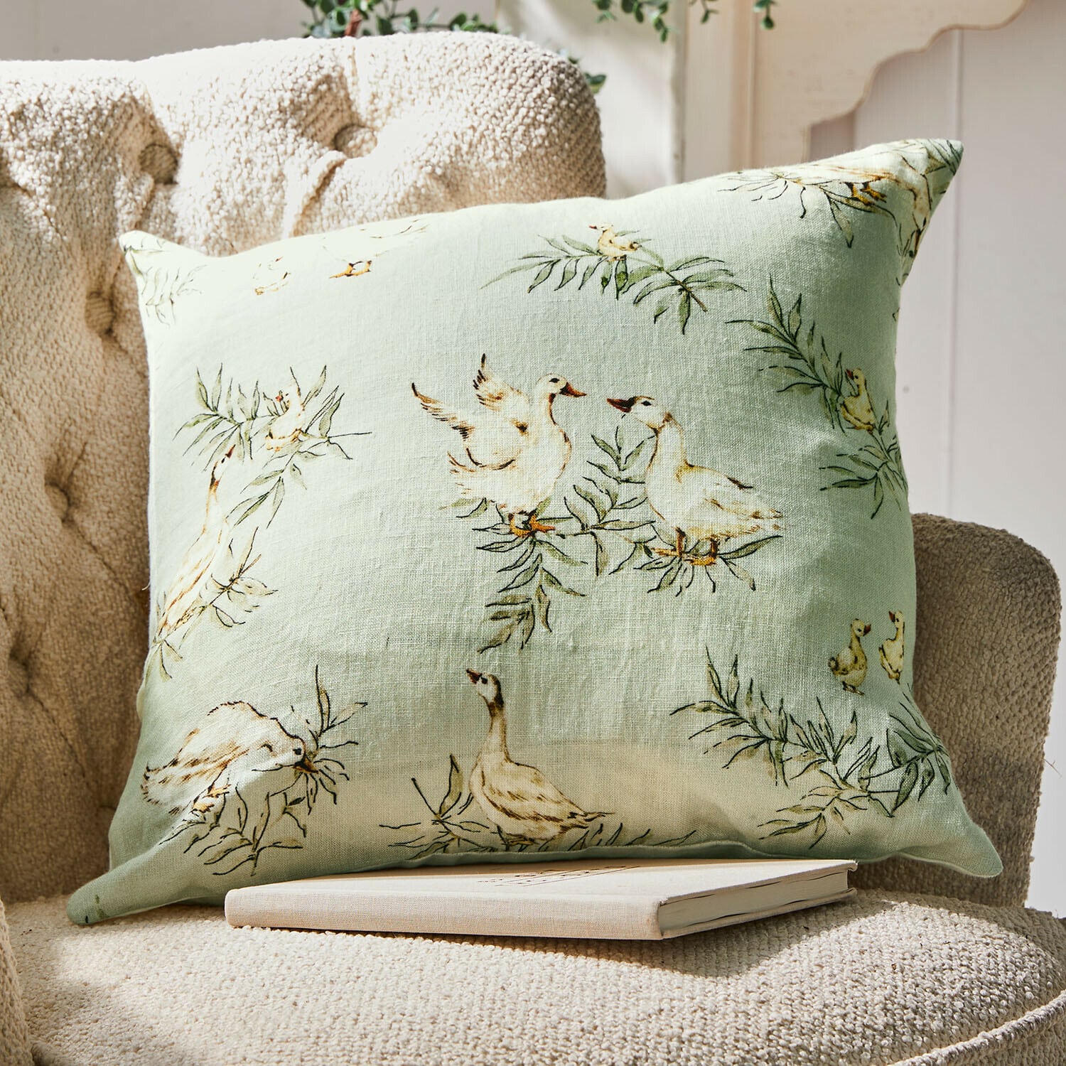 Housse de coussin Sunnyo Coussin en lin vert clair avec motif canards et feuilles, décoration intérieure élégante
