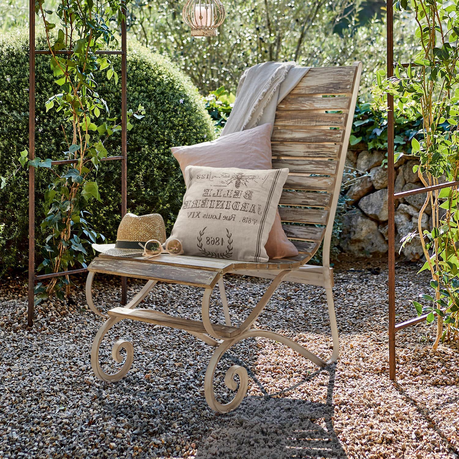 Chaise Rodrigo