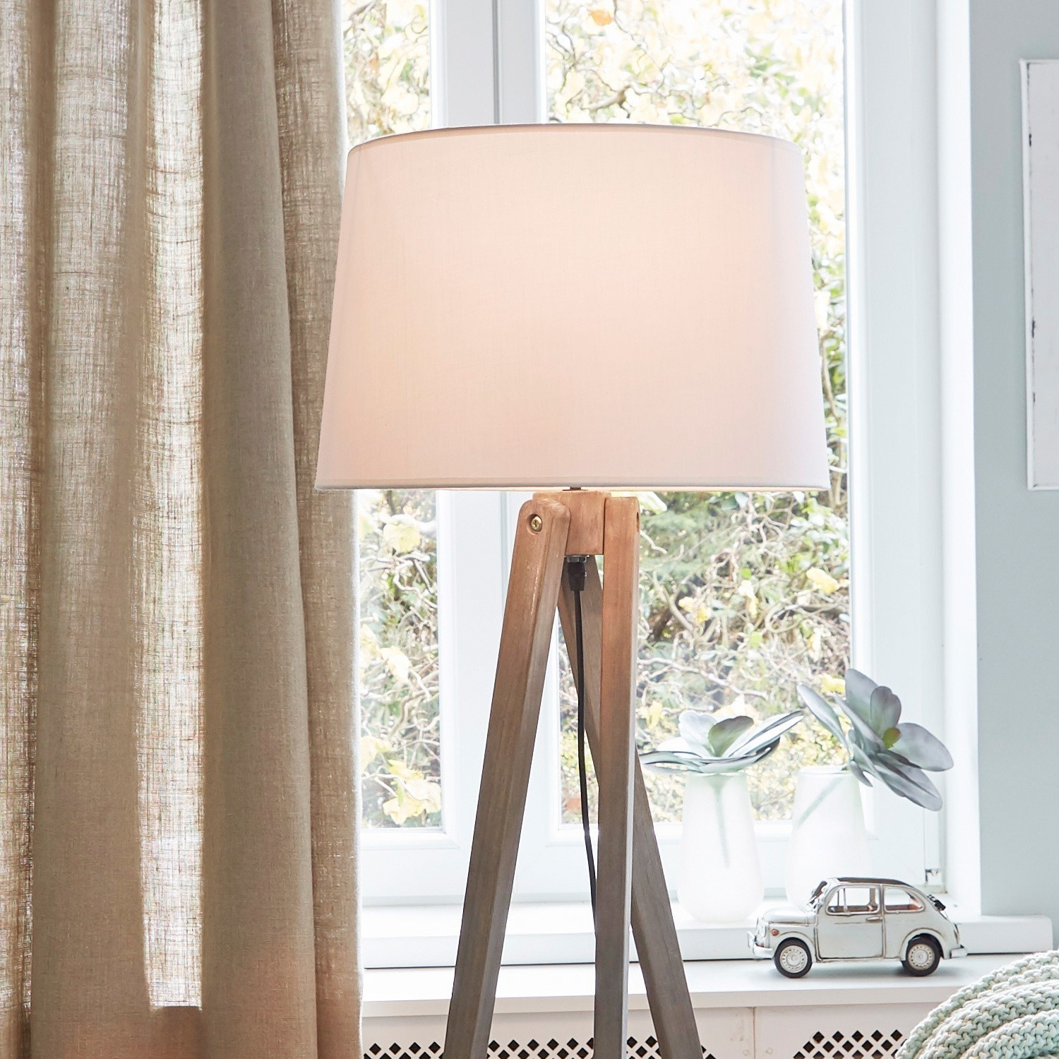 Lampadaire Troisième
