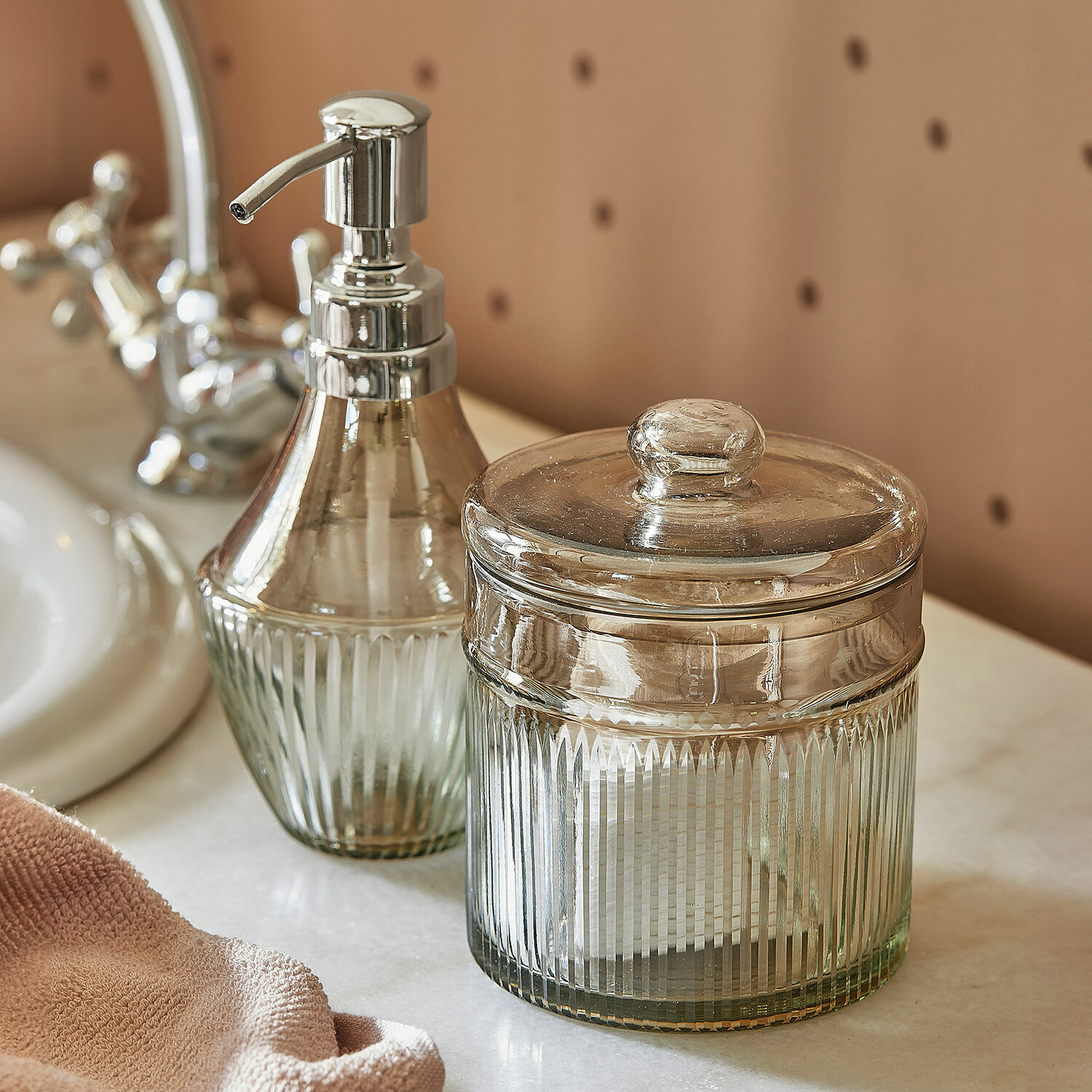 Ensemble de salle de bains Jolivienne Distributeur et pot en verre transparent pour salle de bain, accessoires pour savon et cotons démaquillants