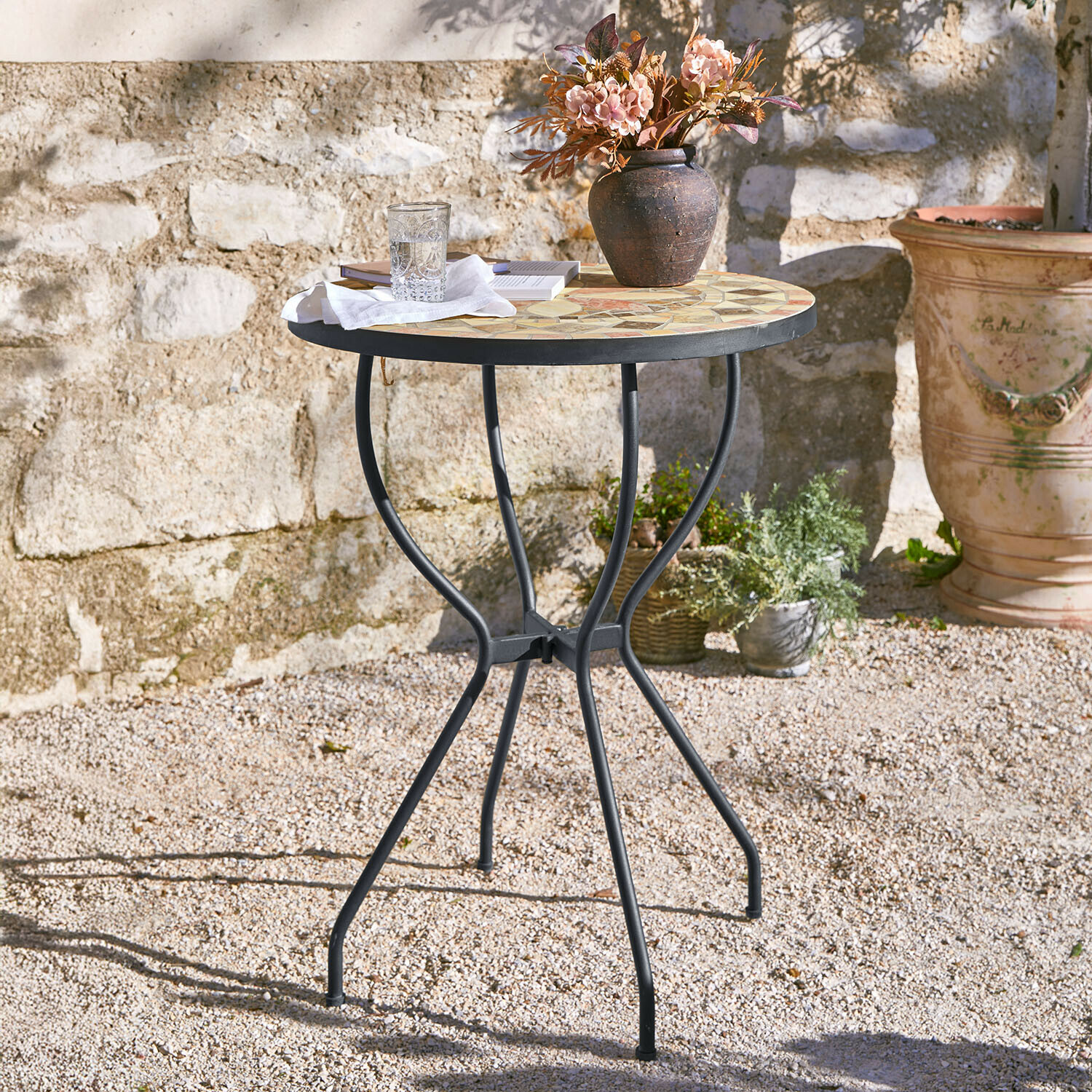 Table Oleanders Table de jardin ronde avec pieds en métal et plateau en mosaïque aux tons pastel