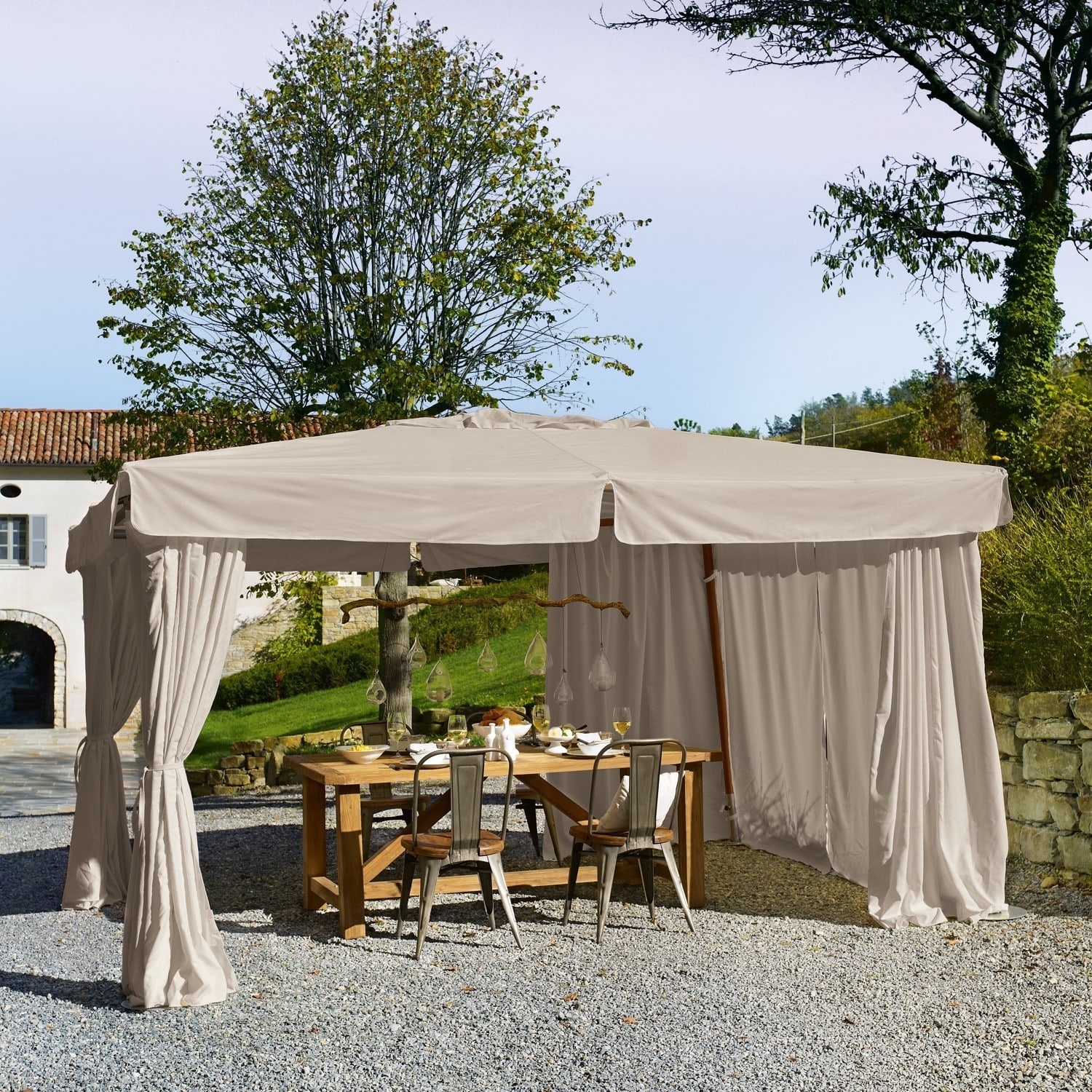 Tonnelle Lexington Park