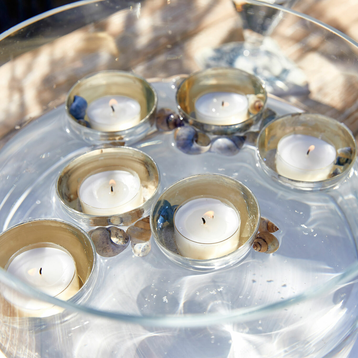 Lot de 6 photophores flottants Adelia Bol en verre avec bougies flottantes et coquillages décoratifs aux tons naturels pour intérieur